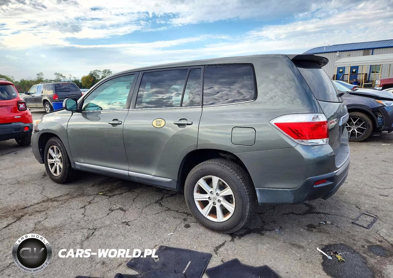 2012 Toyota Highlander Base VIN:5TDBK3EH3CS097246 - 2