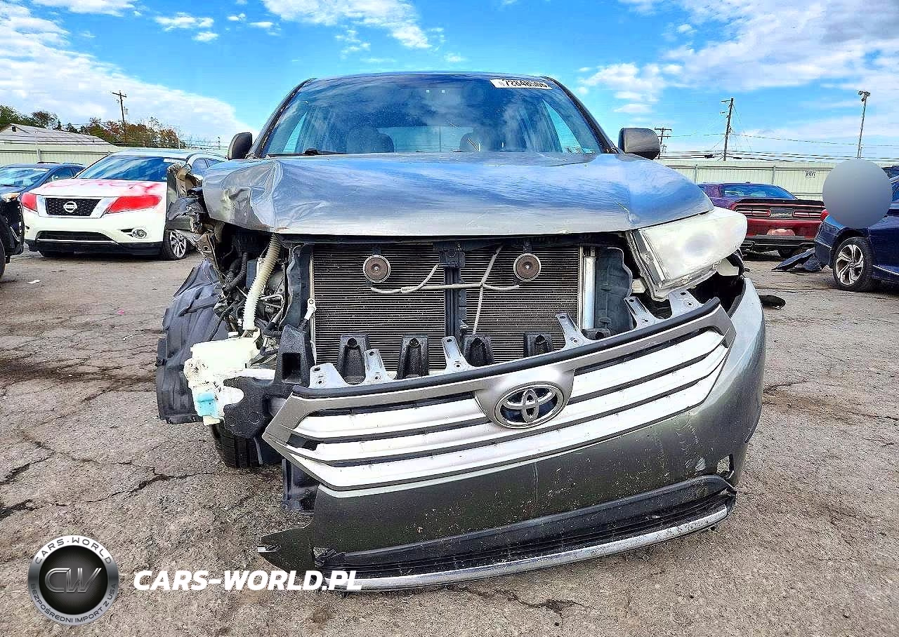 2012 Toyota Highlander Base VIN:5TDBK3EH3CS097246 - 5