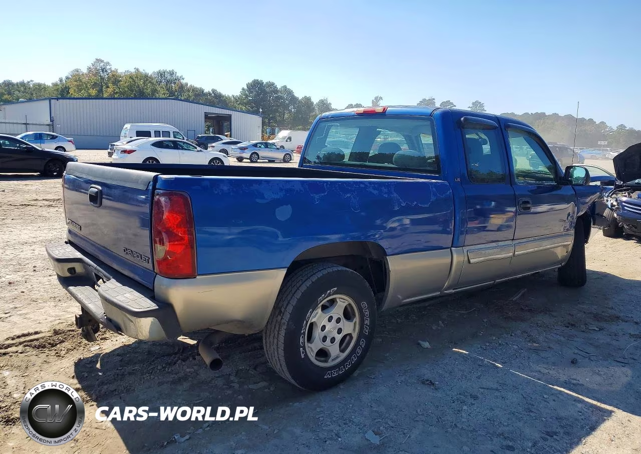 2003 Chevrolet Silverado C1500 VIN:2GCEC19V431308296 - 3