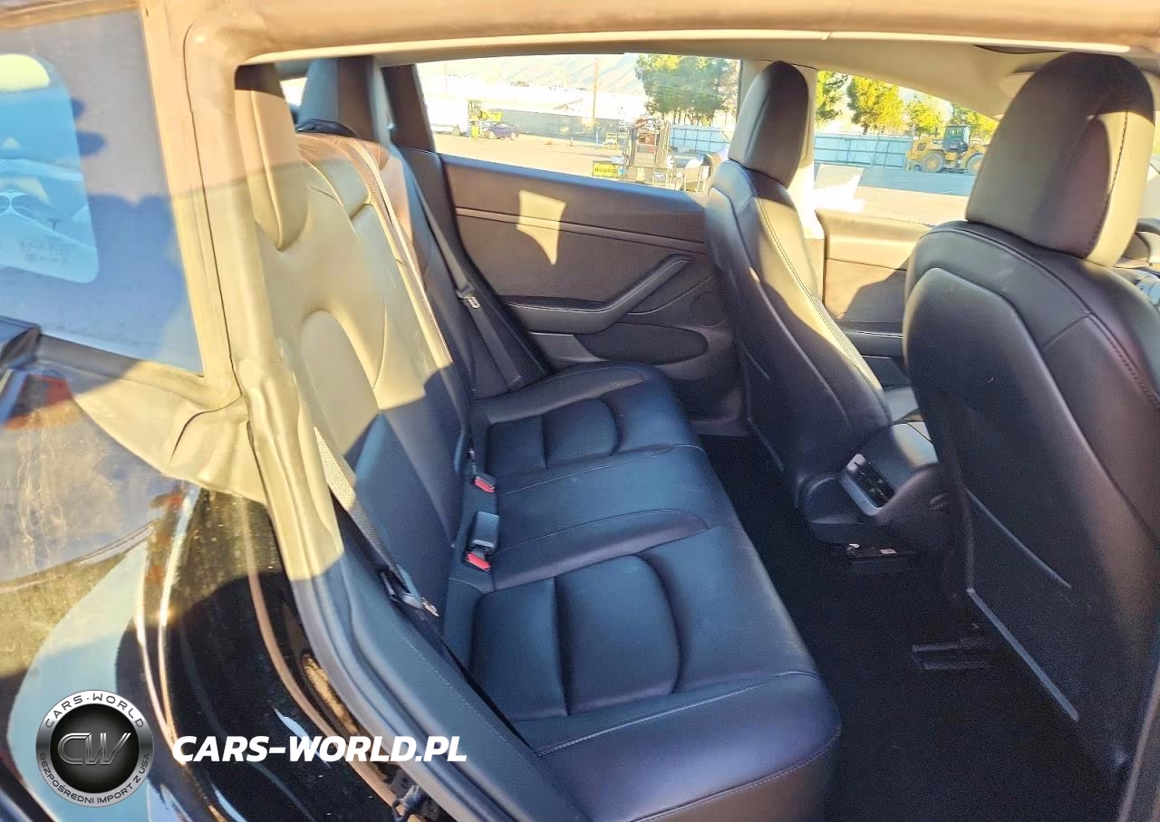 2022 Tesla Model 3 VIN:5YJ3E1EA8NF147553 - 10