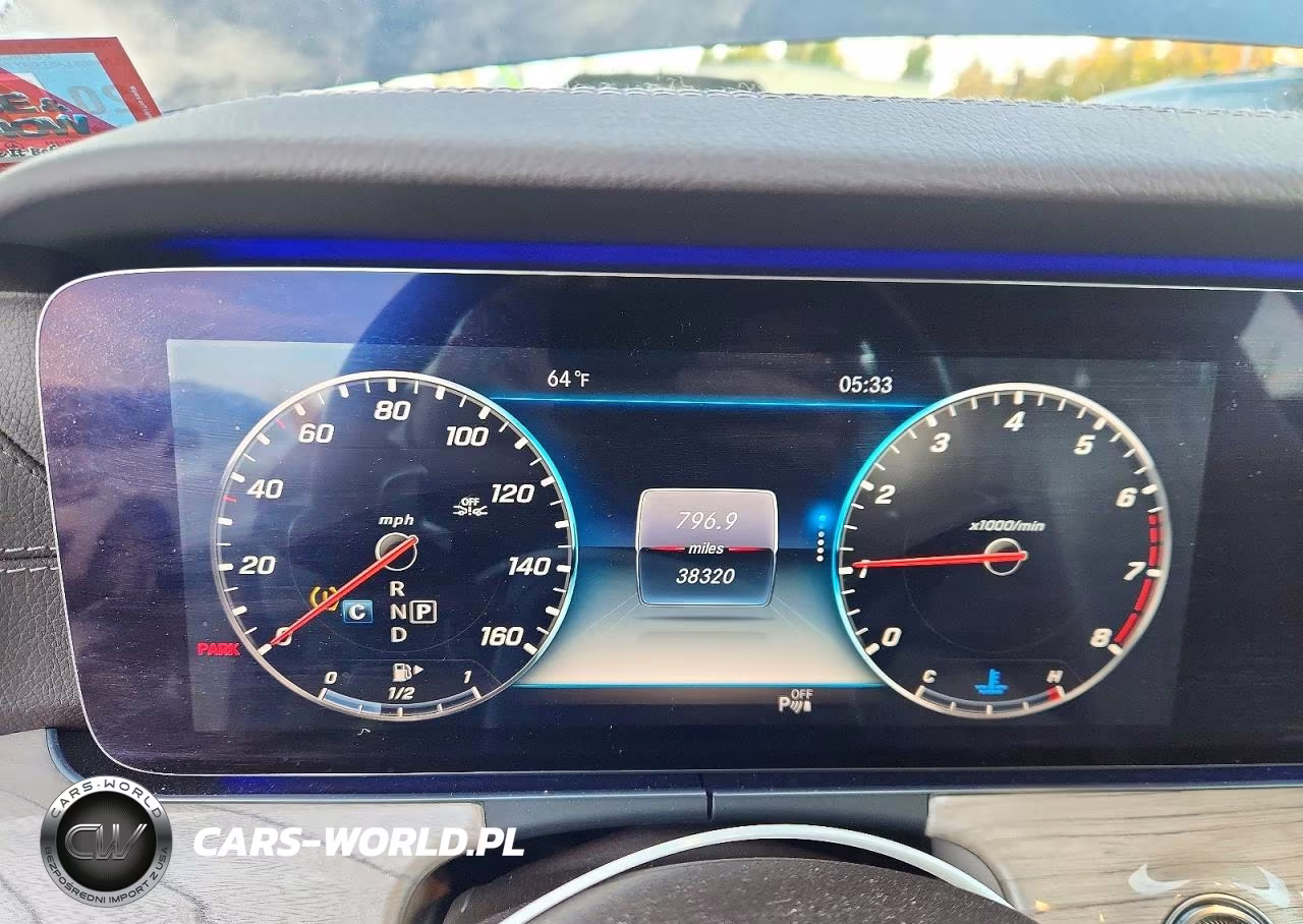 2018 Mercedes-Benz E 400 4Matic VIN:WDD1K6GB3JF050856 - 9