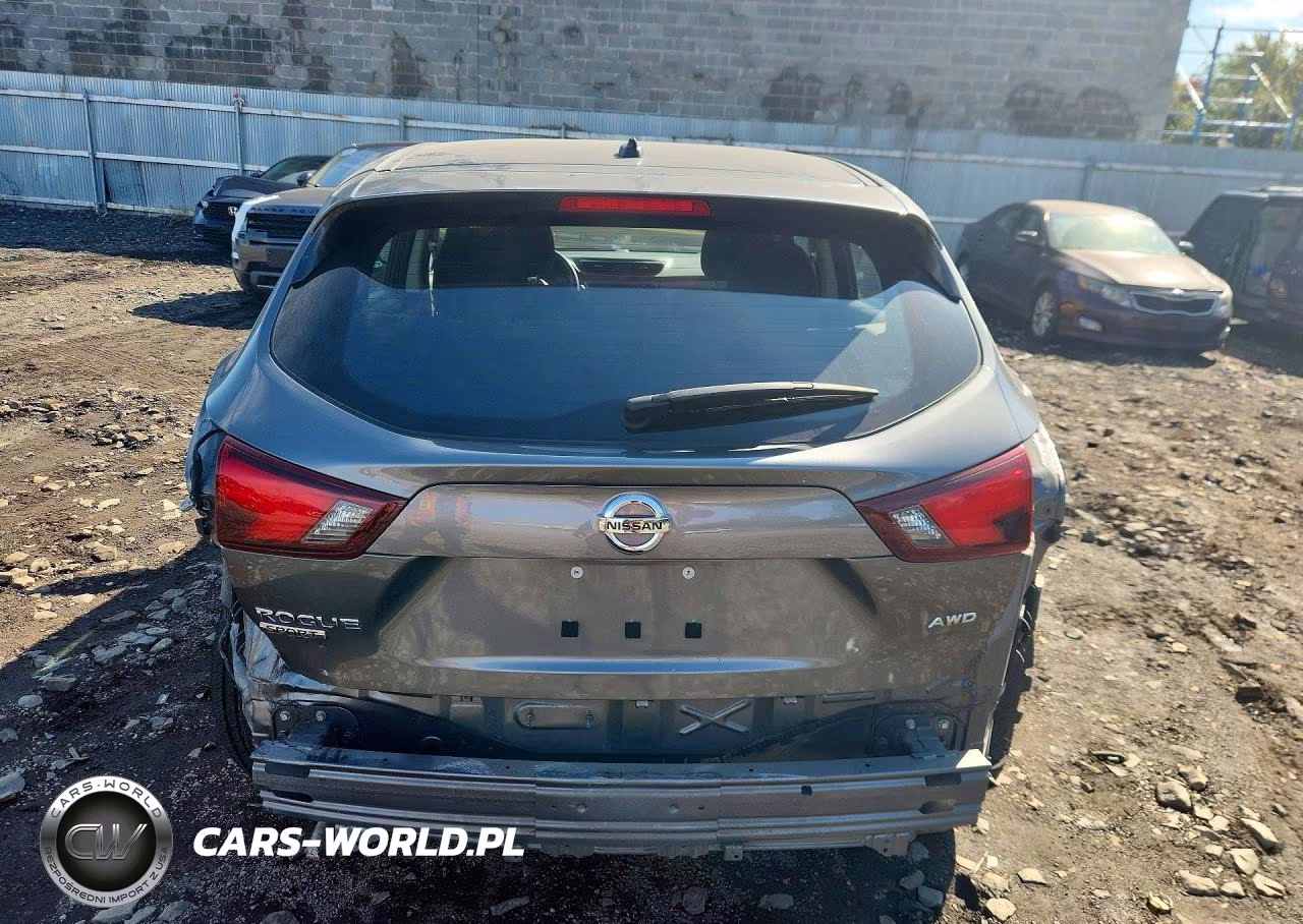 2018 Nissan Rogue VIN:JN1BJ1CR3JW266717 - 6
