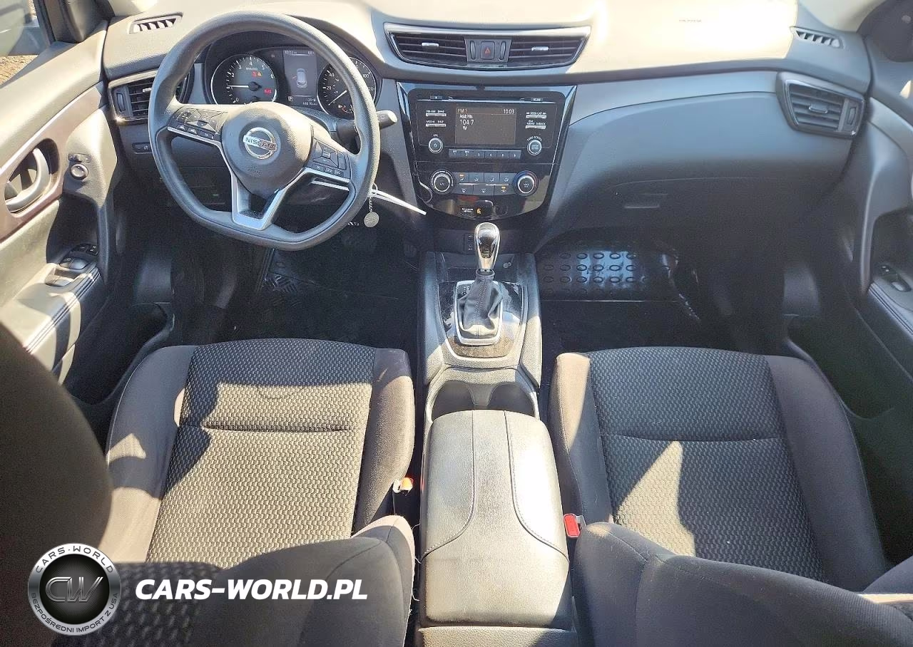 2018 Nissan Rogue VIN:JN1BJ1CR3JW266717 - 8