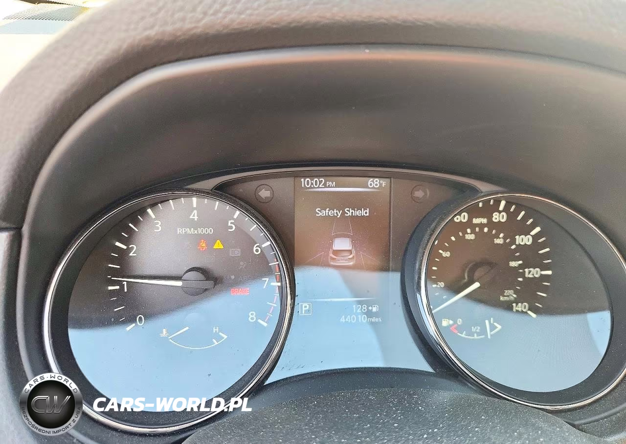2018 Nissan Rogue VIN:JN1BJ1CR3JW266717 - 9