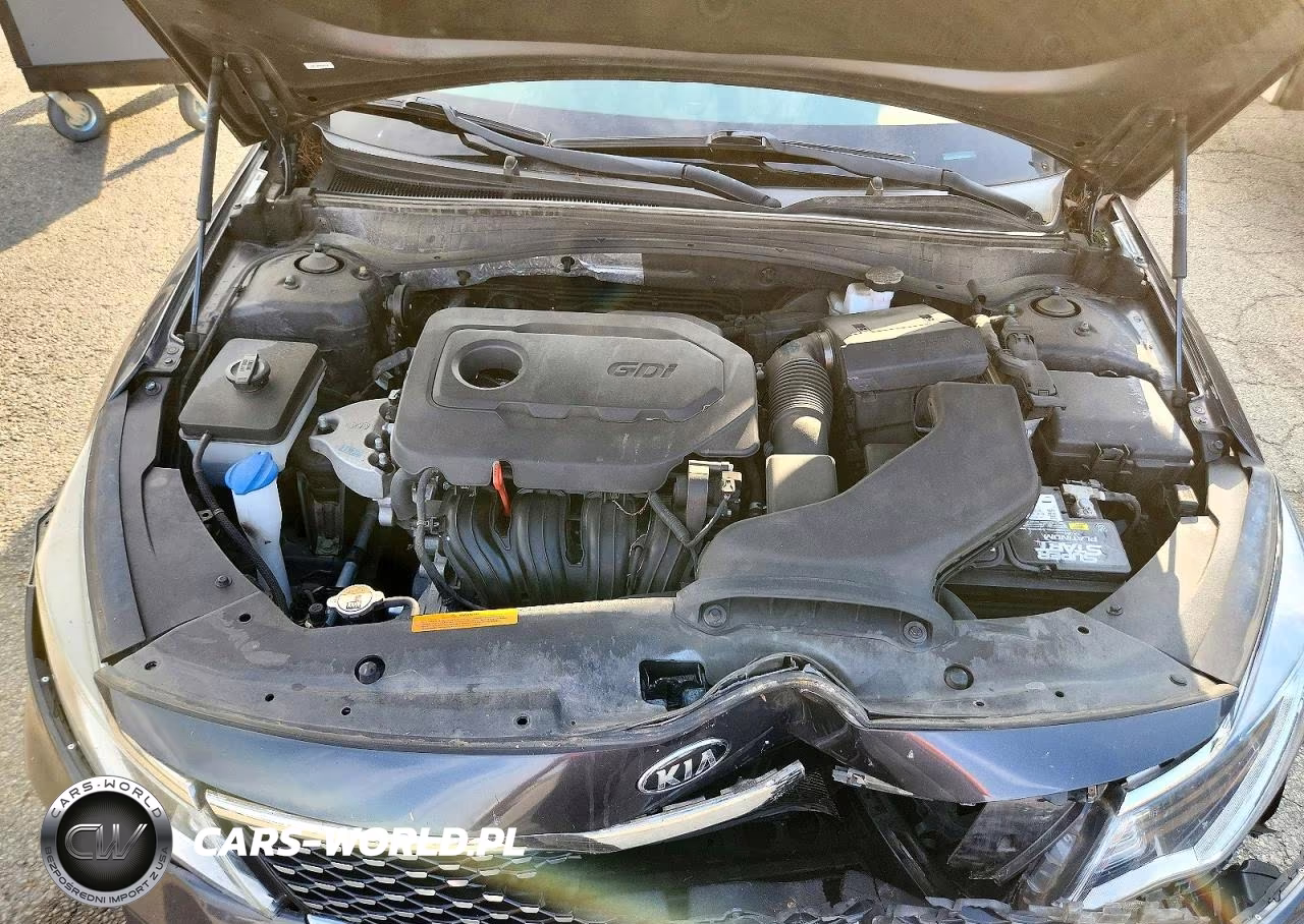 2018 Kia Optima S VIN:5XXGT4L37JG247499 - 11