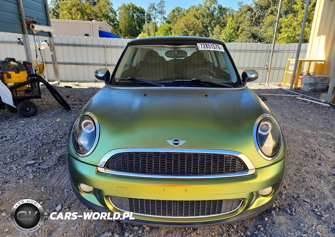 2009 Mini Cooper S VIN:WMWMF73589TW86085 - 5