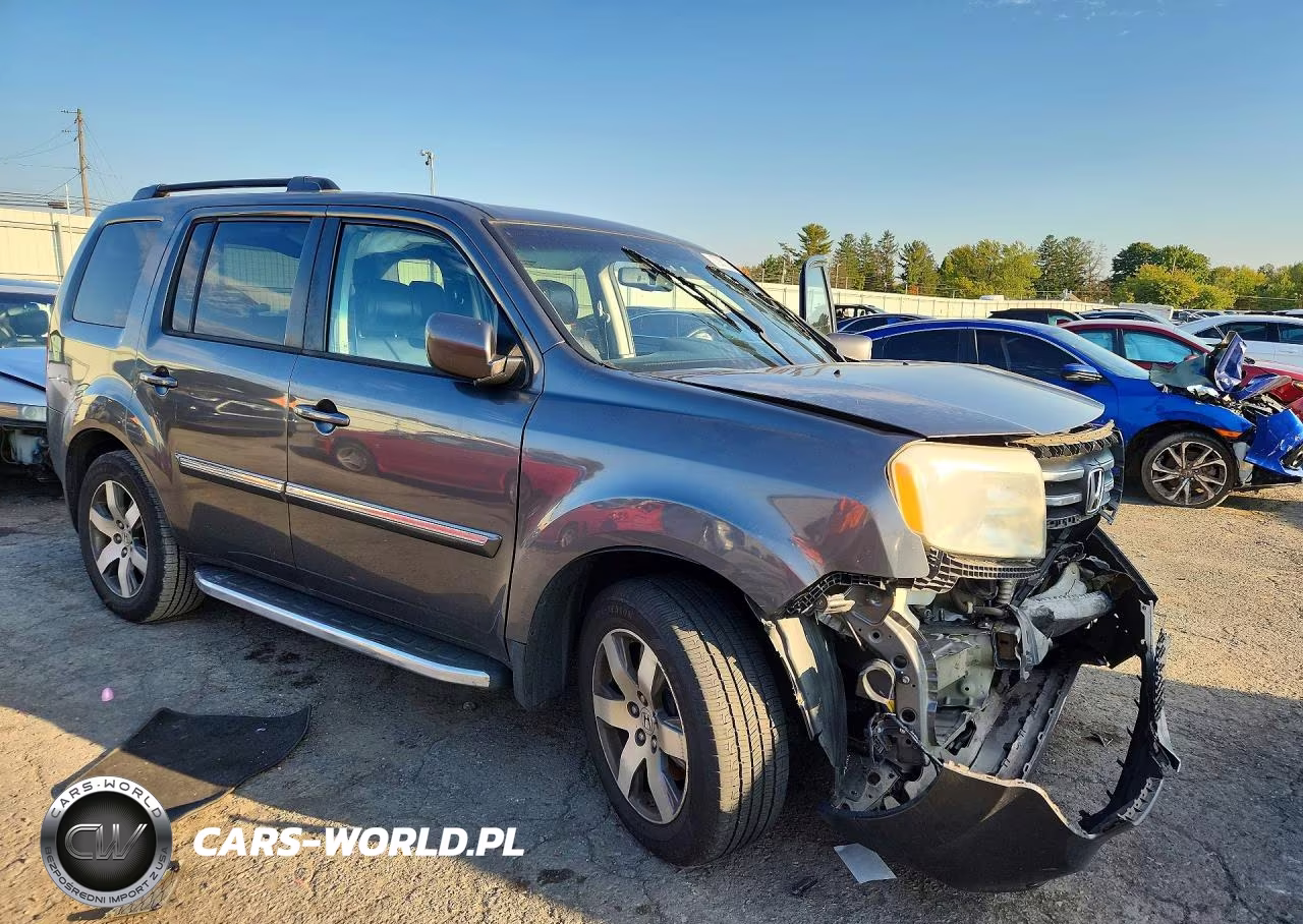 2012 Honda Pilot Touring VIN:5FNYF4H90CB076626 - 4