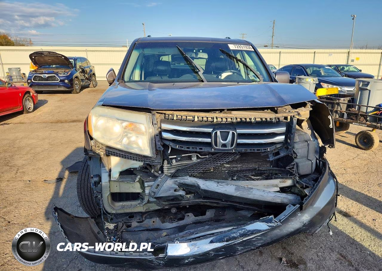 2012 Honda Pilot Touring VIN:5FNYF4H90CB076626 - 5