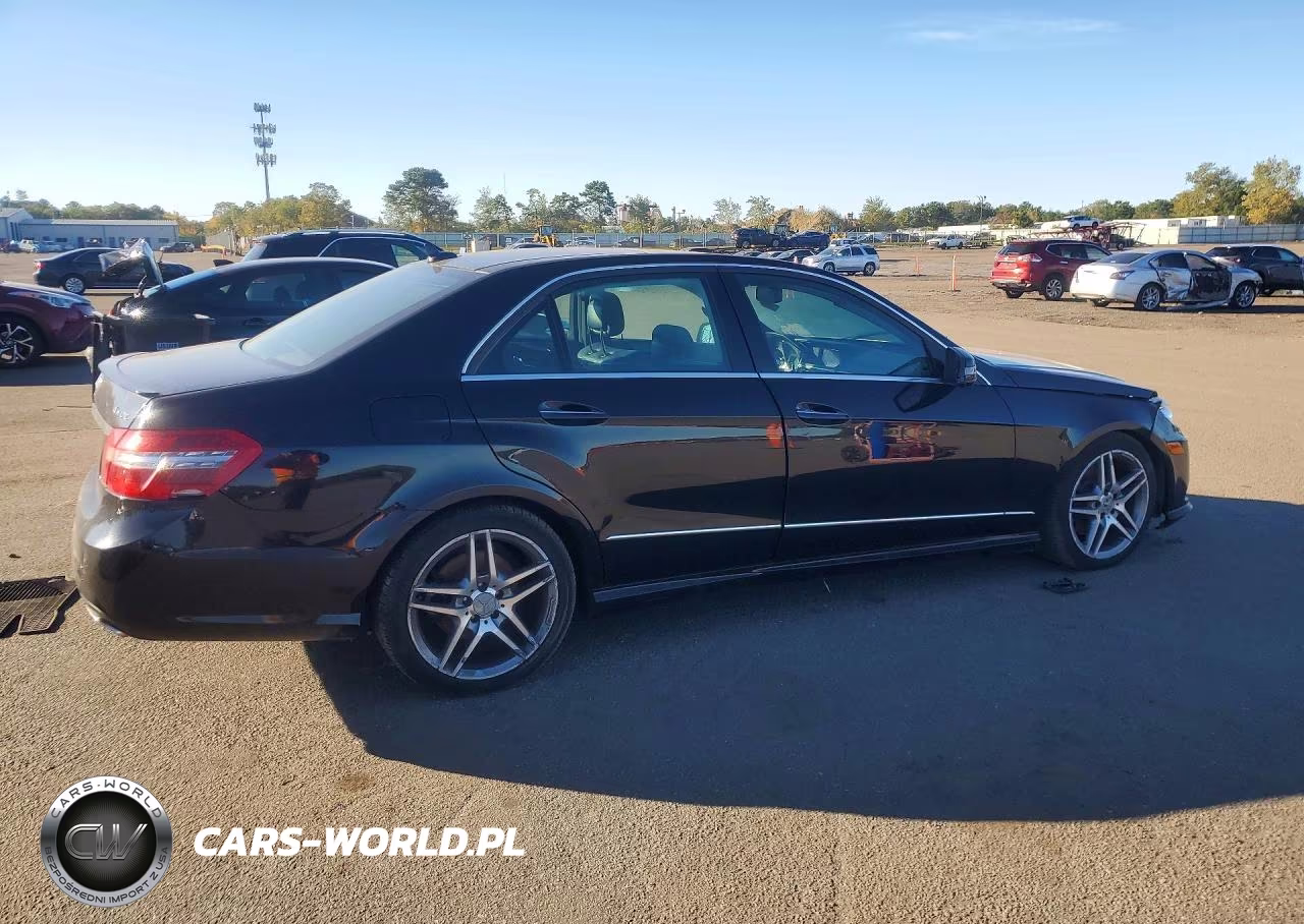 2011 Mercedes-Benz E 350 4Matic VIN:WDDHF8HBXBA425072 - 3