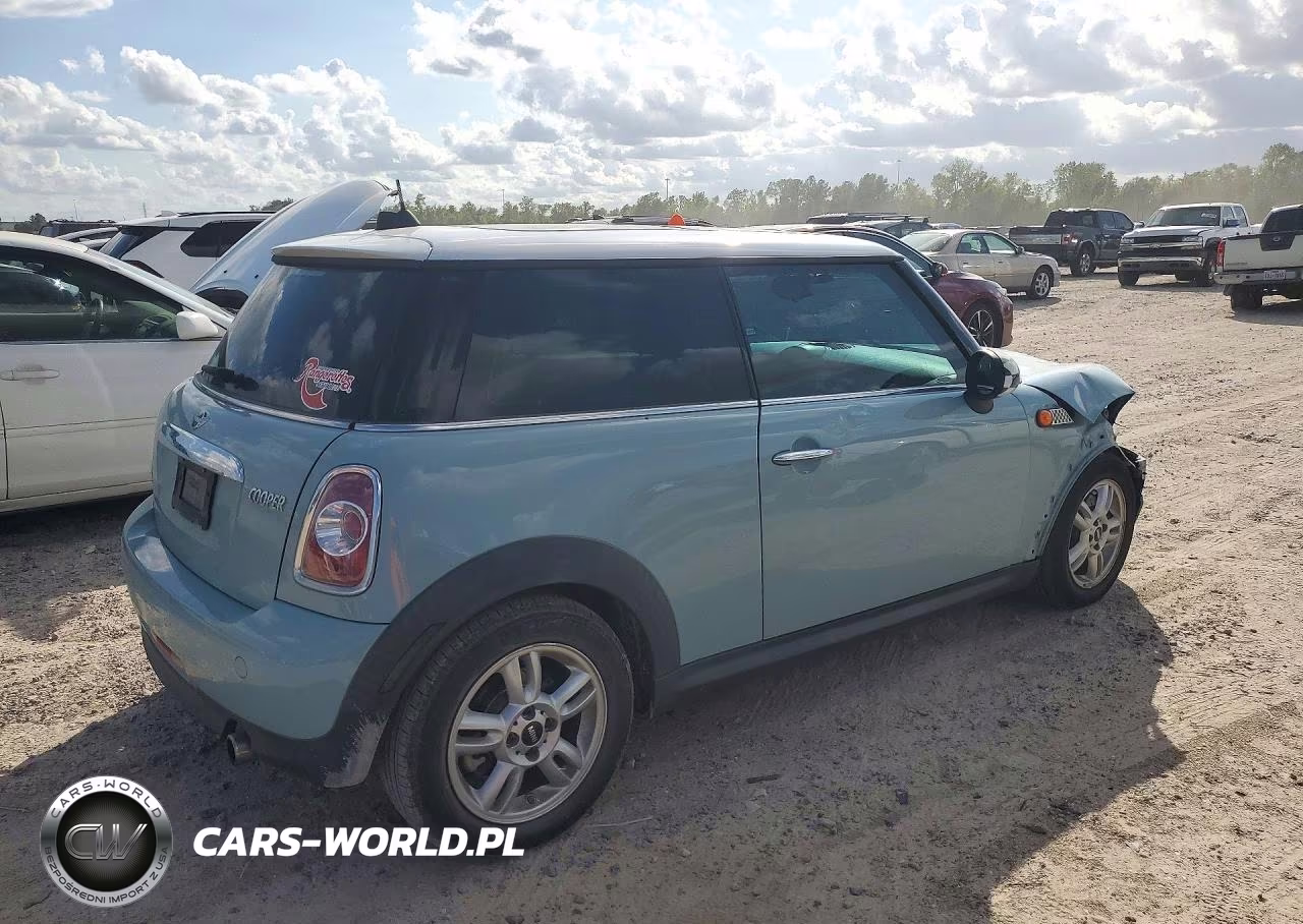 2012 Mini Cooper VIN:WMWSU3C59CT263223 - 3