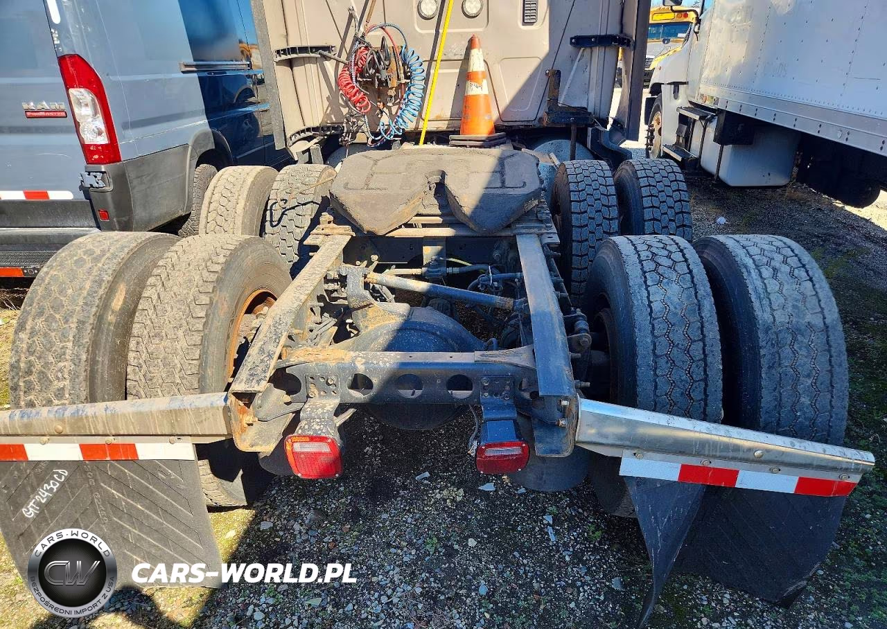 2018 International Lt625 VIN:3HSDZAPR1JN055199 - 14
