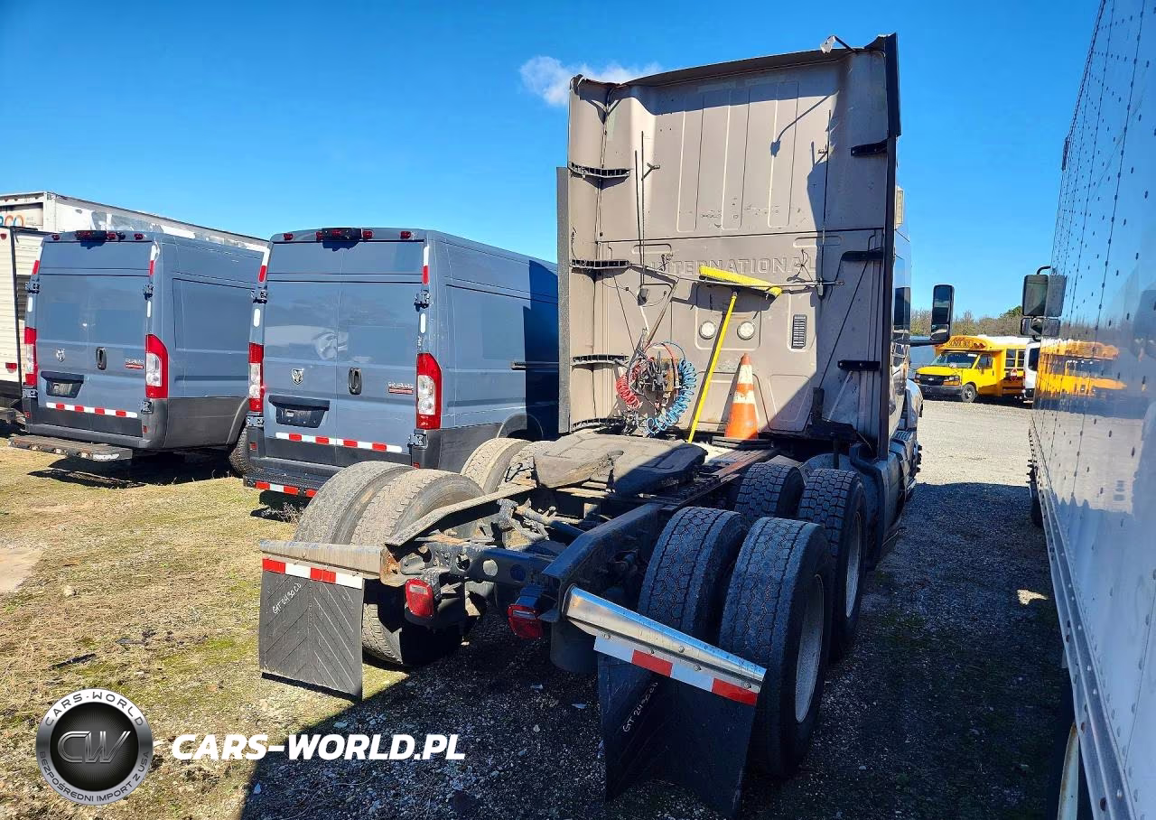 2018 International Lt625 VIN:3HSDZAPR1JN055199 - 3