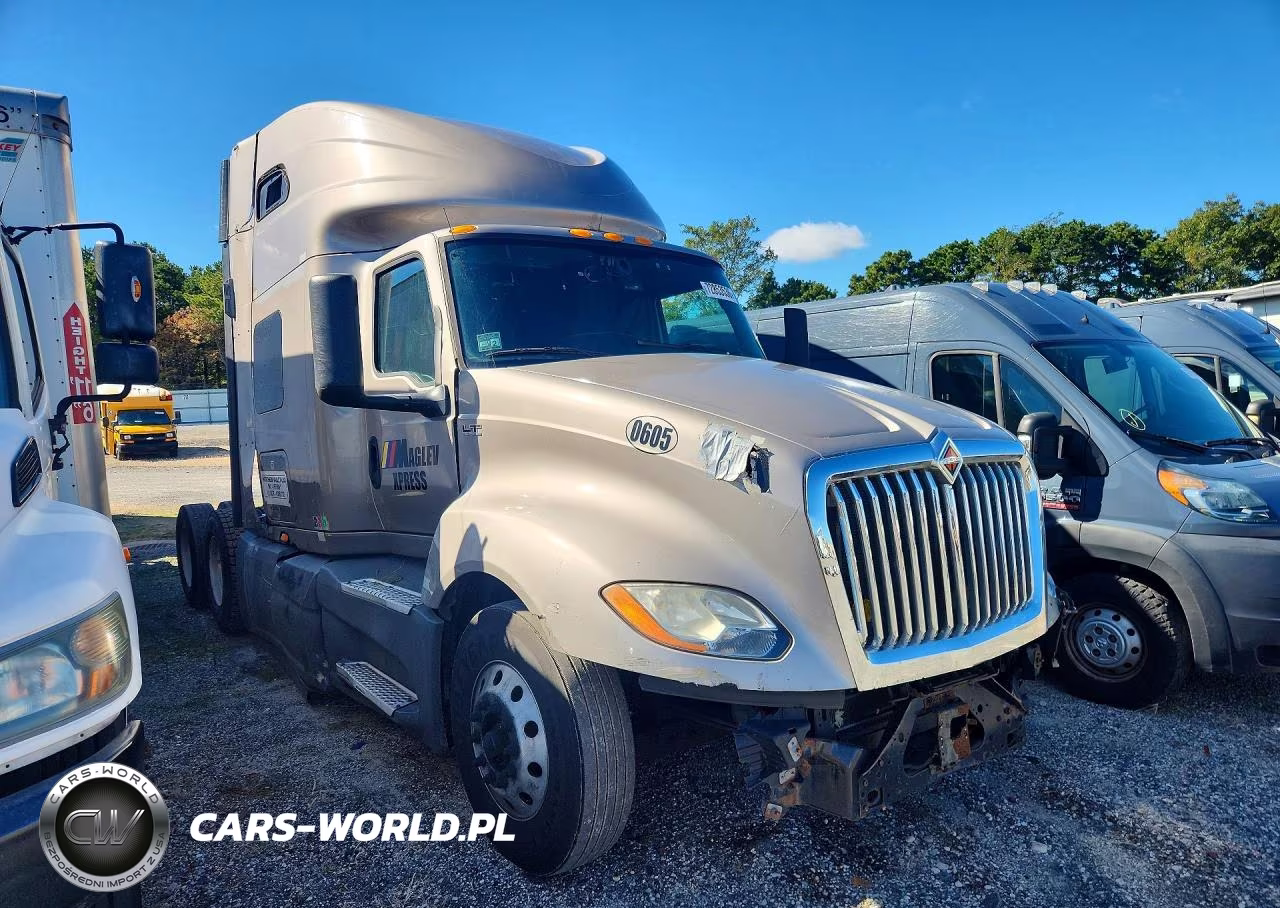 2018 International Lt625 VIN:3HSDZAPR1JN055199 - 4