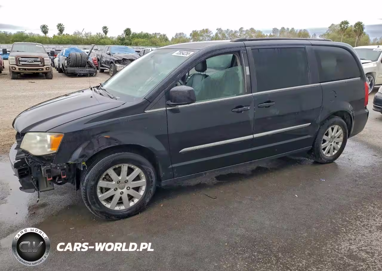 2014 Chrysler Town & Country Touring