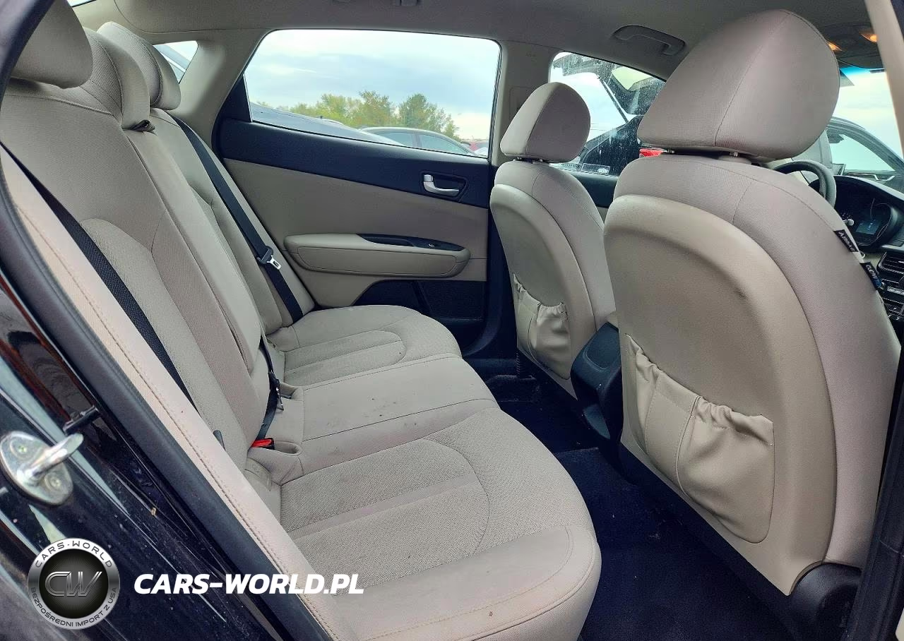 2018 Kia Optima Lx VIN:5XXGT4L37JG258454 - 10
