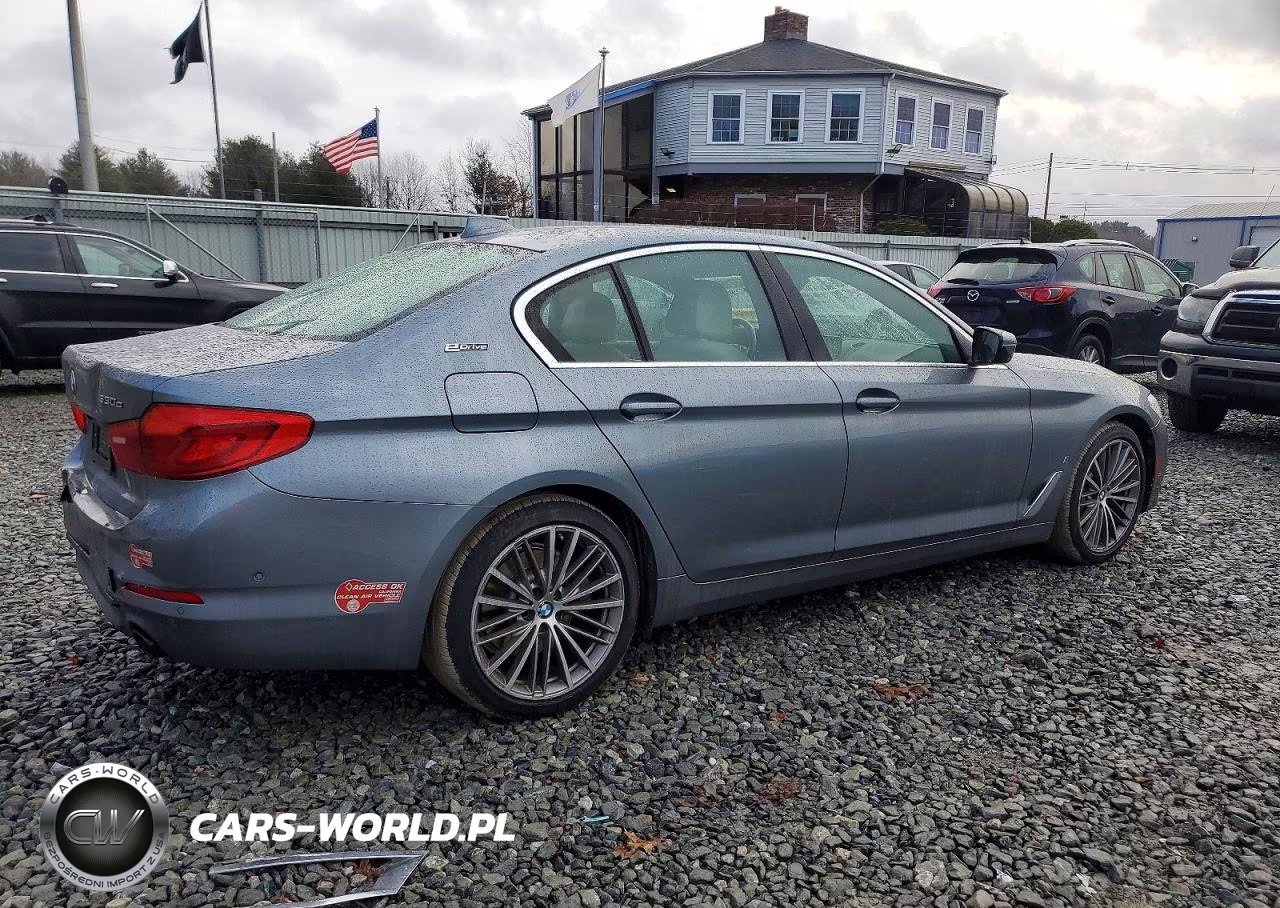 2019 BMW 5 Series VIN:WBAJA9C58KB253908 - 3