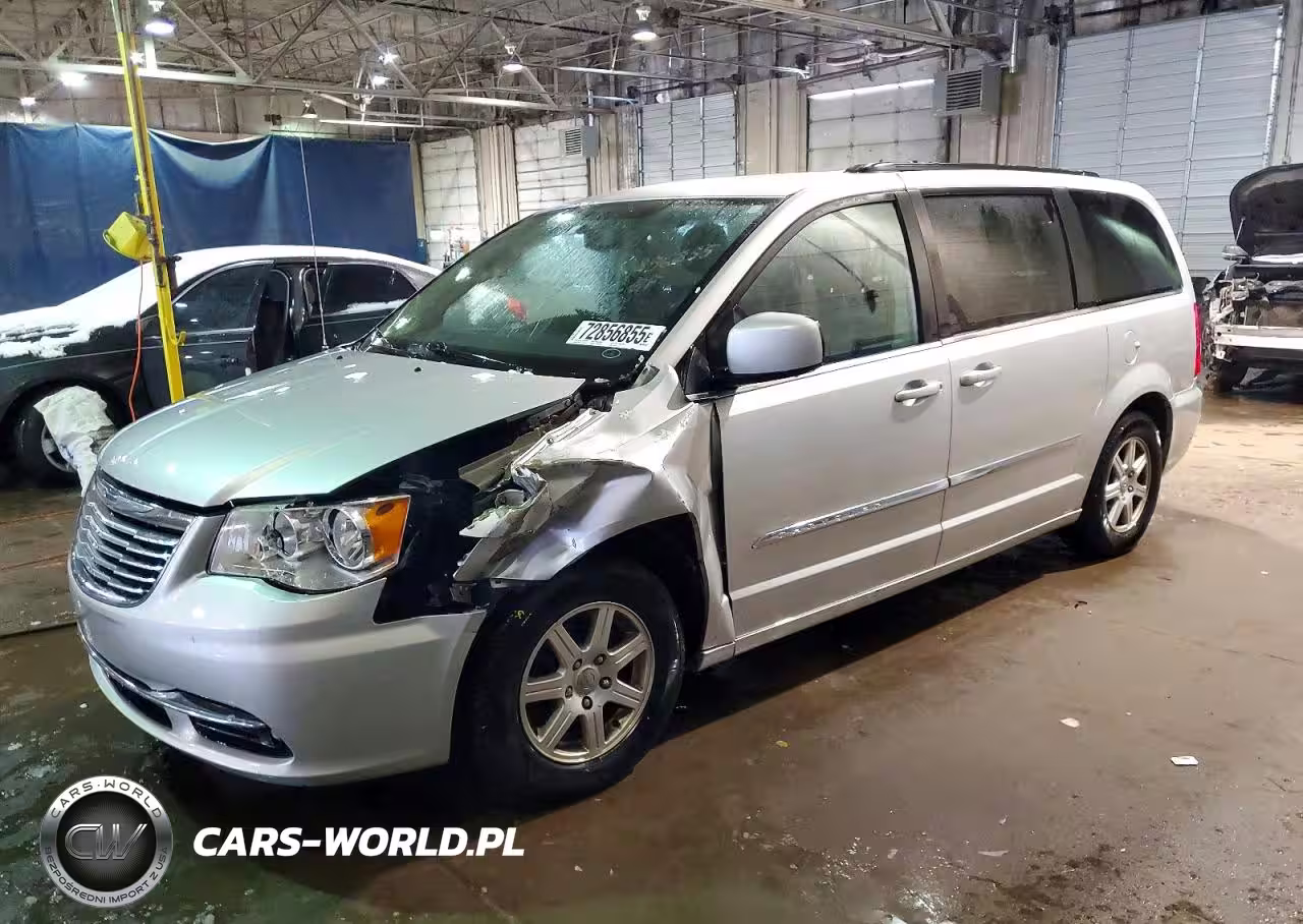 2012 Chrysler Town & Country Touring
