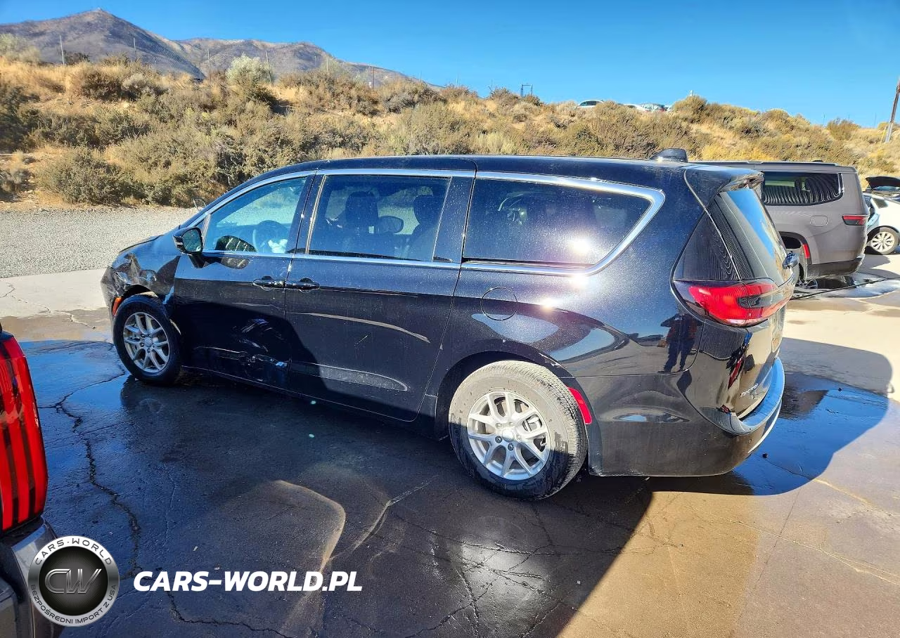 2027 Chrysler Pacifica Select VIN:2C4RC1BG0VR562962 - 2