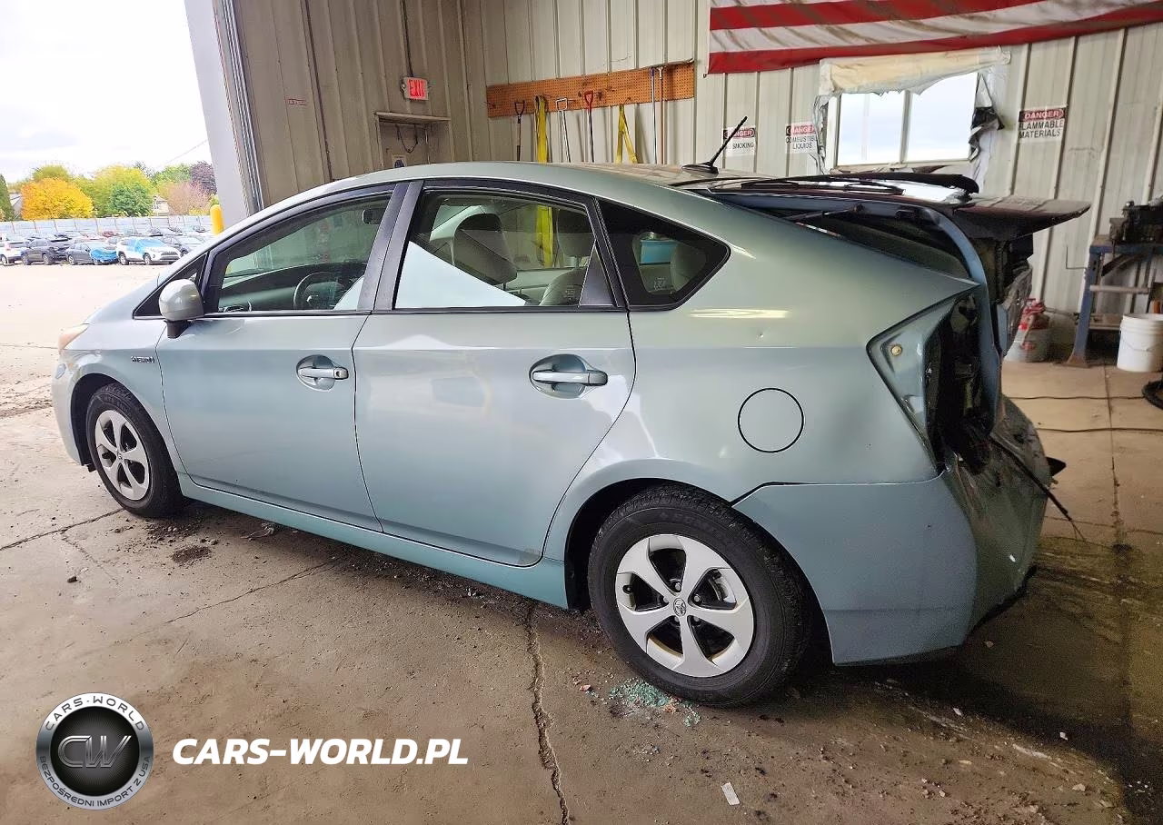 2013 Toyota Prius Three VIN:JTDKN3DUXD1642878 - 2