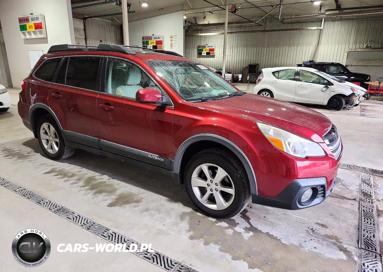 2013 Subaru Outback 2.5I Premium VIN:4S4BRCGCXD3323696 - 4