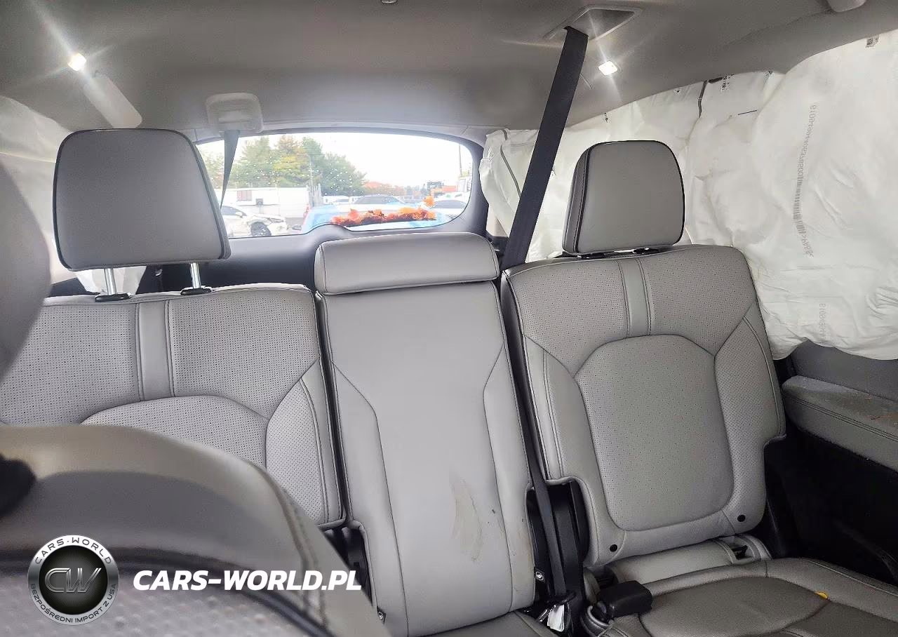 2024 Honda Pilot Elite VIN:5FNYG1H83RB014522 - 10