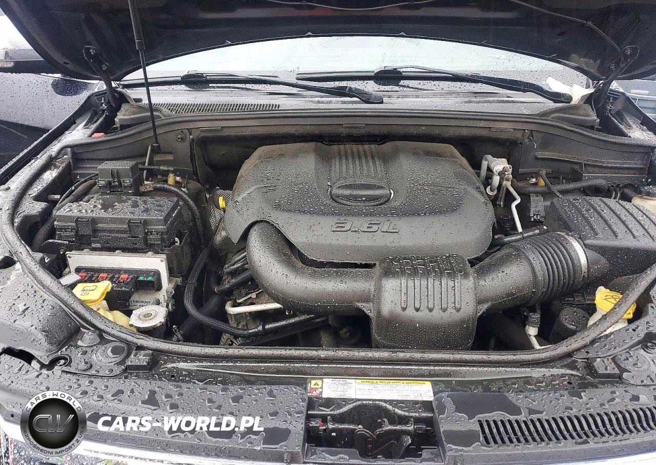 2011 Jeep Grand Cherokee Overland VIN:1J4RR6GGXBC669617 - 12