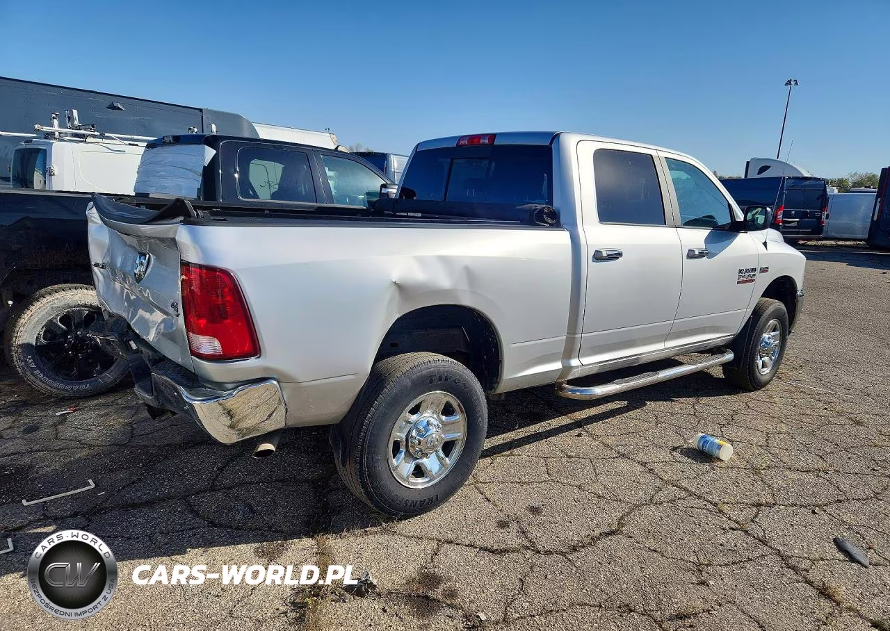 2018 Ram 2500 Slt VIN:3C6TR5DT4JG398211 - 3