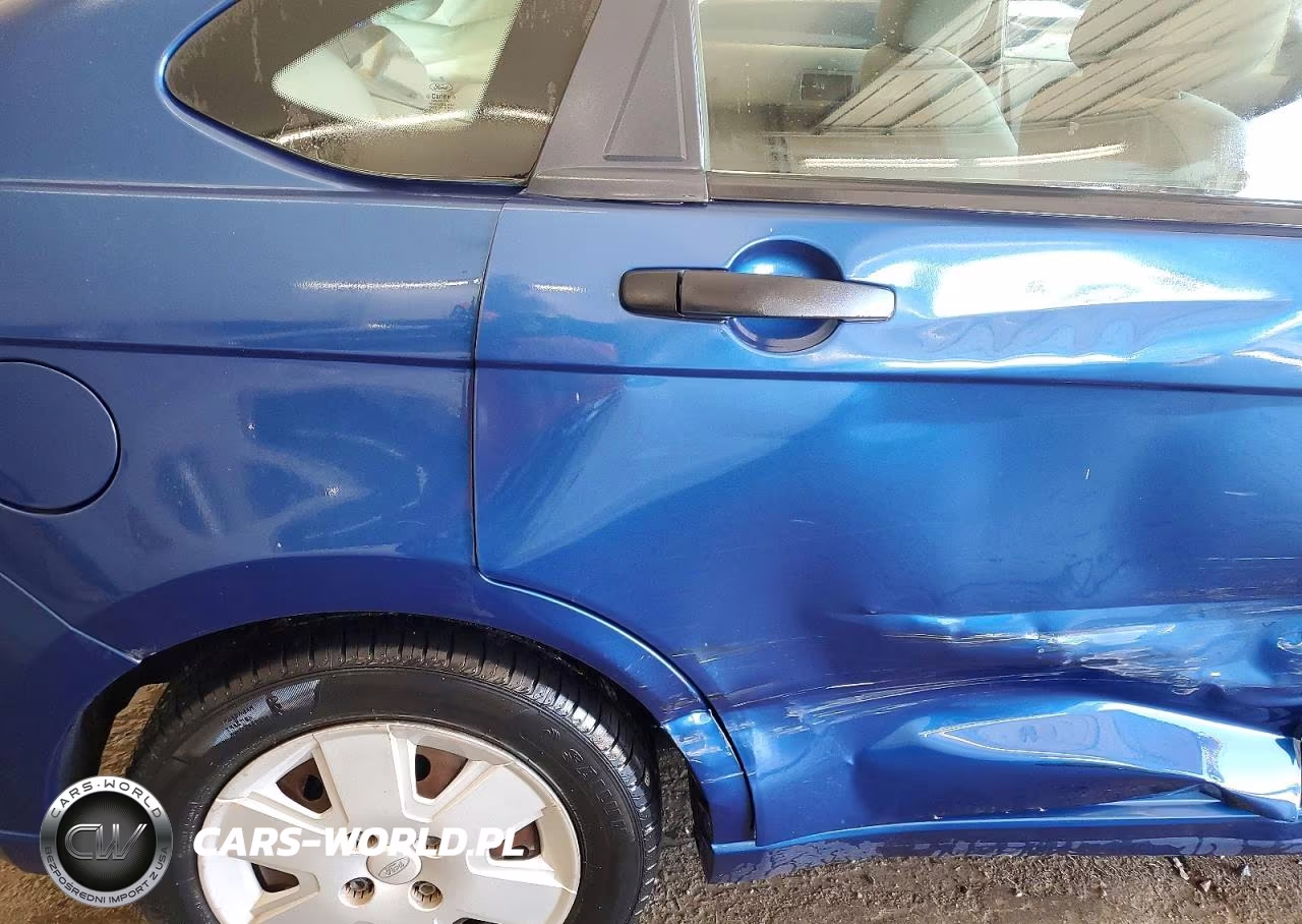 2008 Ford Focus S VIN:1FAHP34N78W274803 - 10
