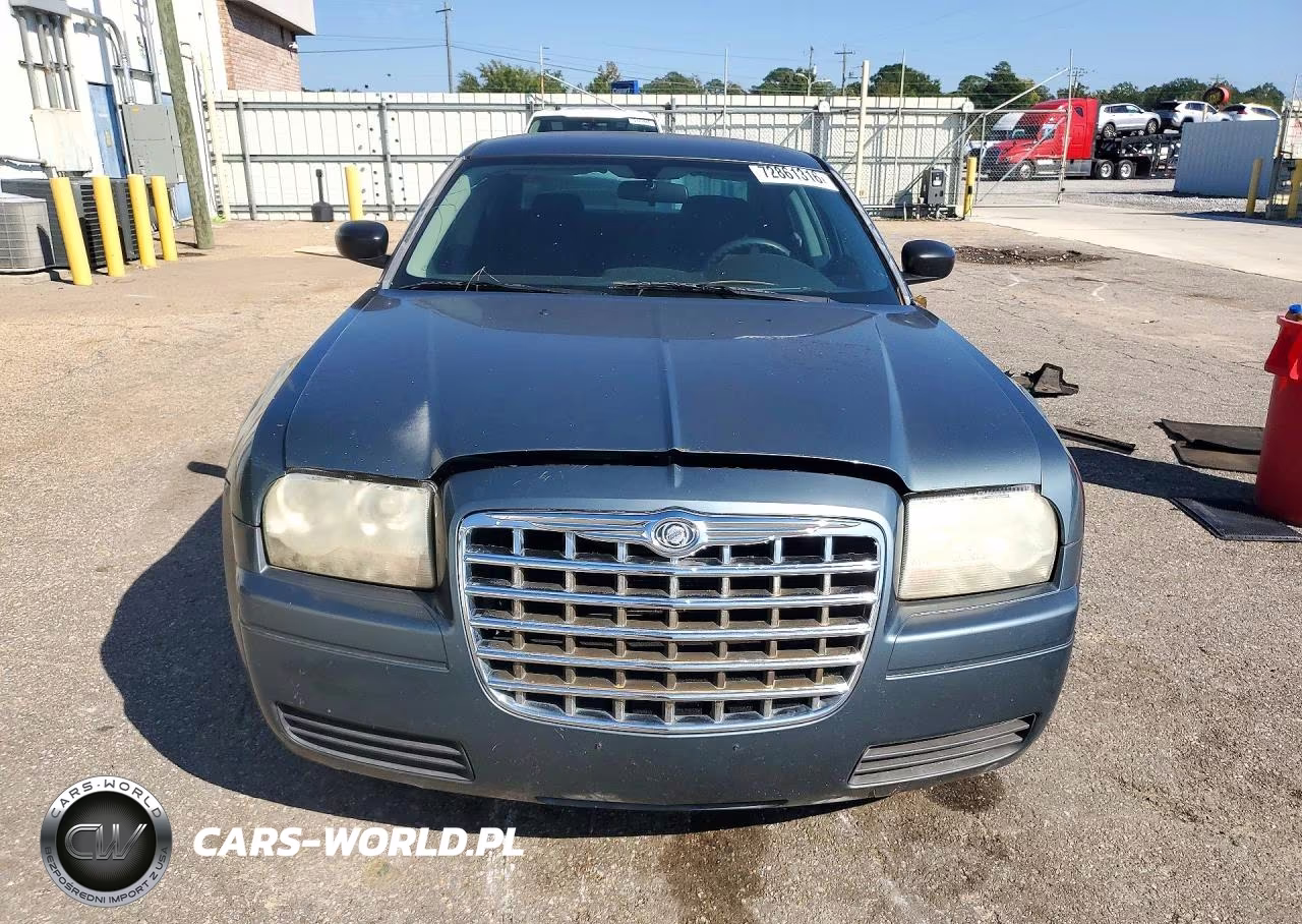 2005 Chrysler 300 VIN:2C3JA43R15H104040 - 5