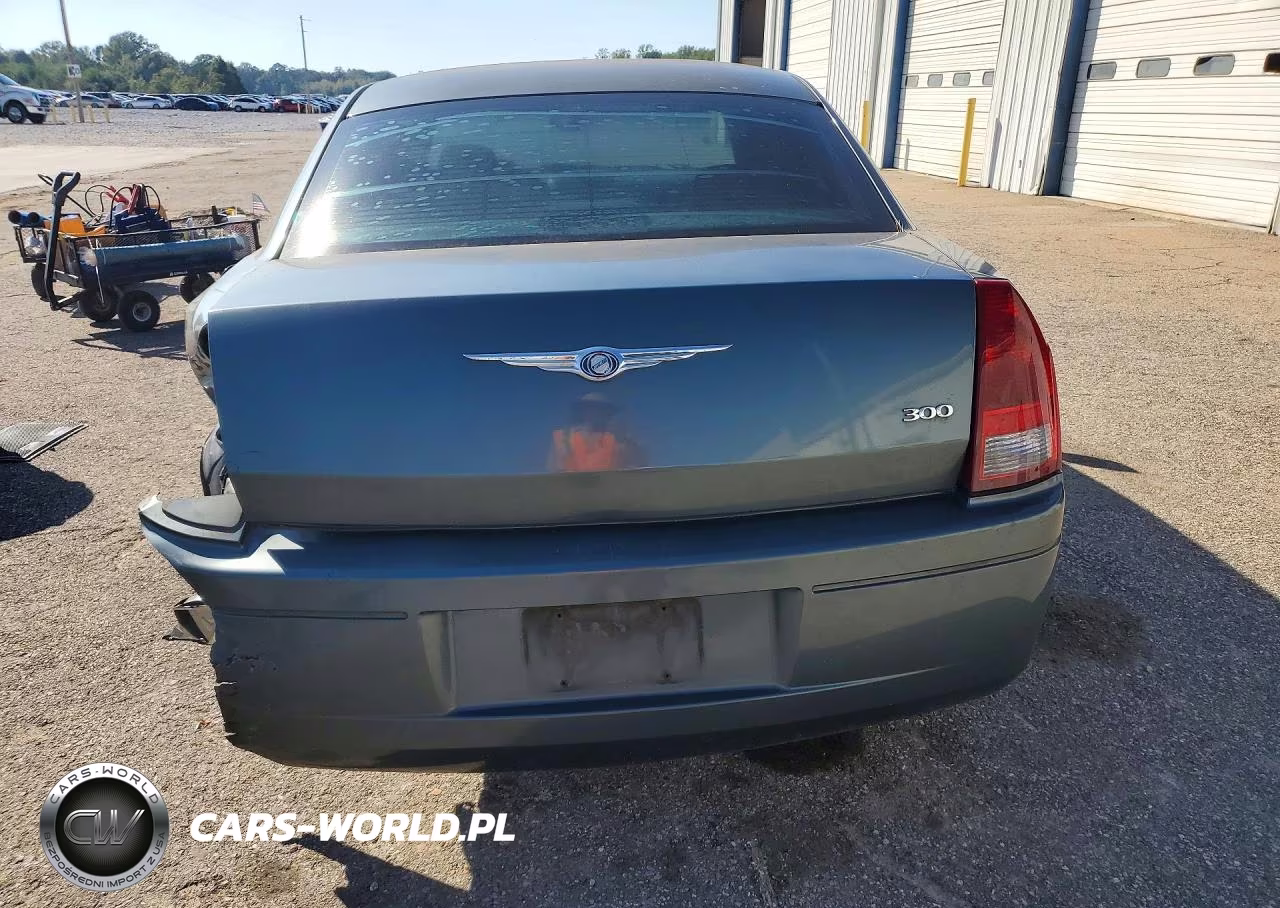 2005 Chrysler 300 VIN:2C3JA43R15H104040 - 6