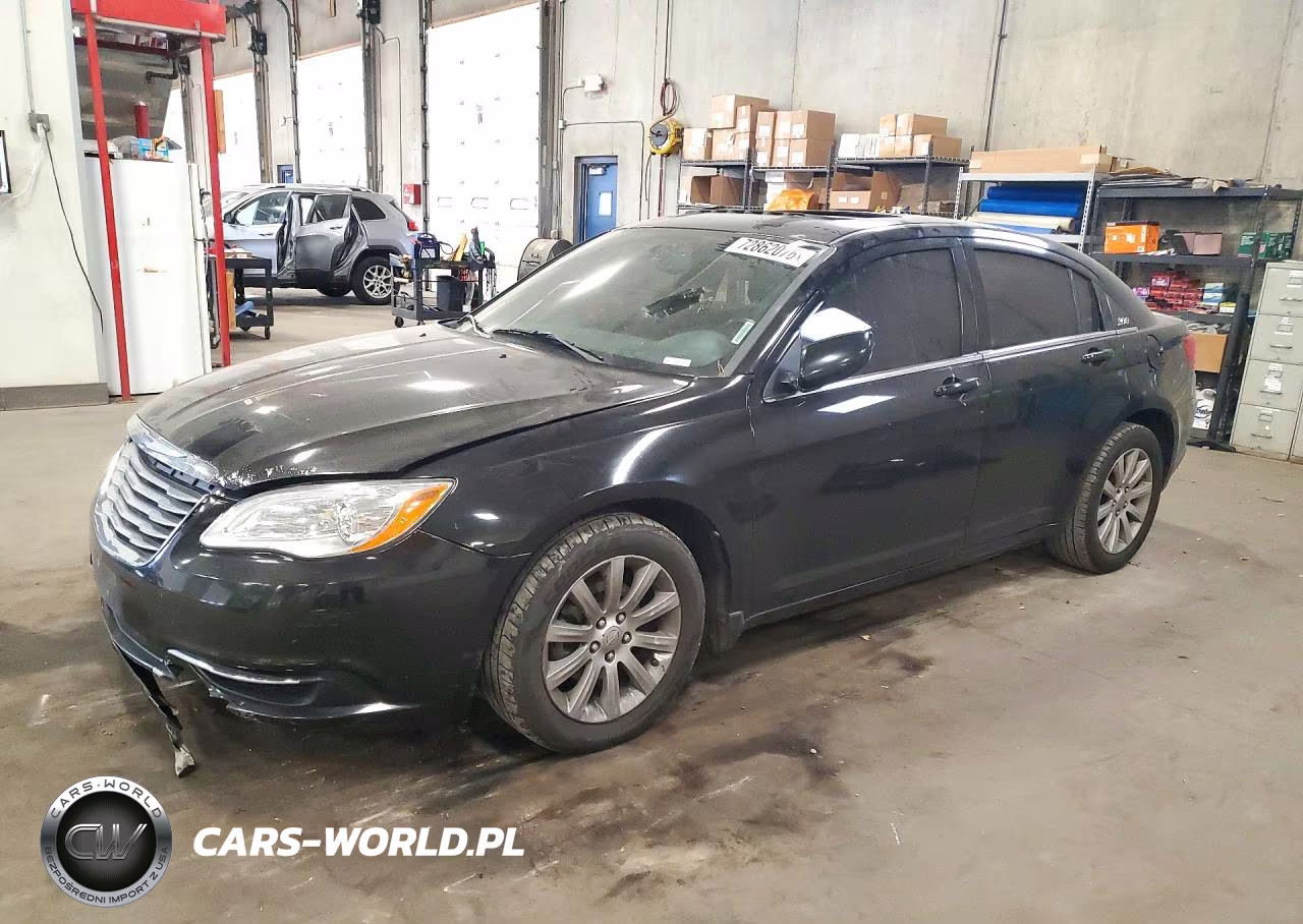 2011 Chrysler 200 Touring VIN:1C3BC1FG6BN549769 - 1