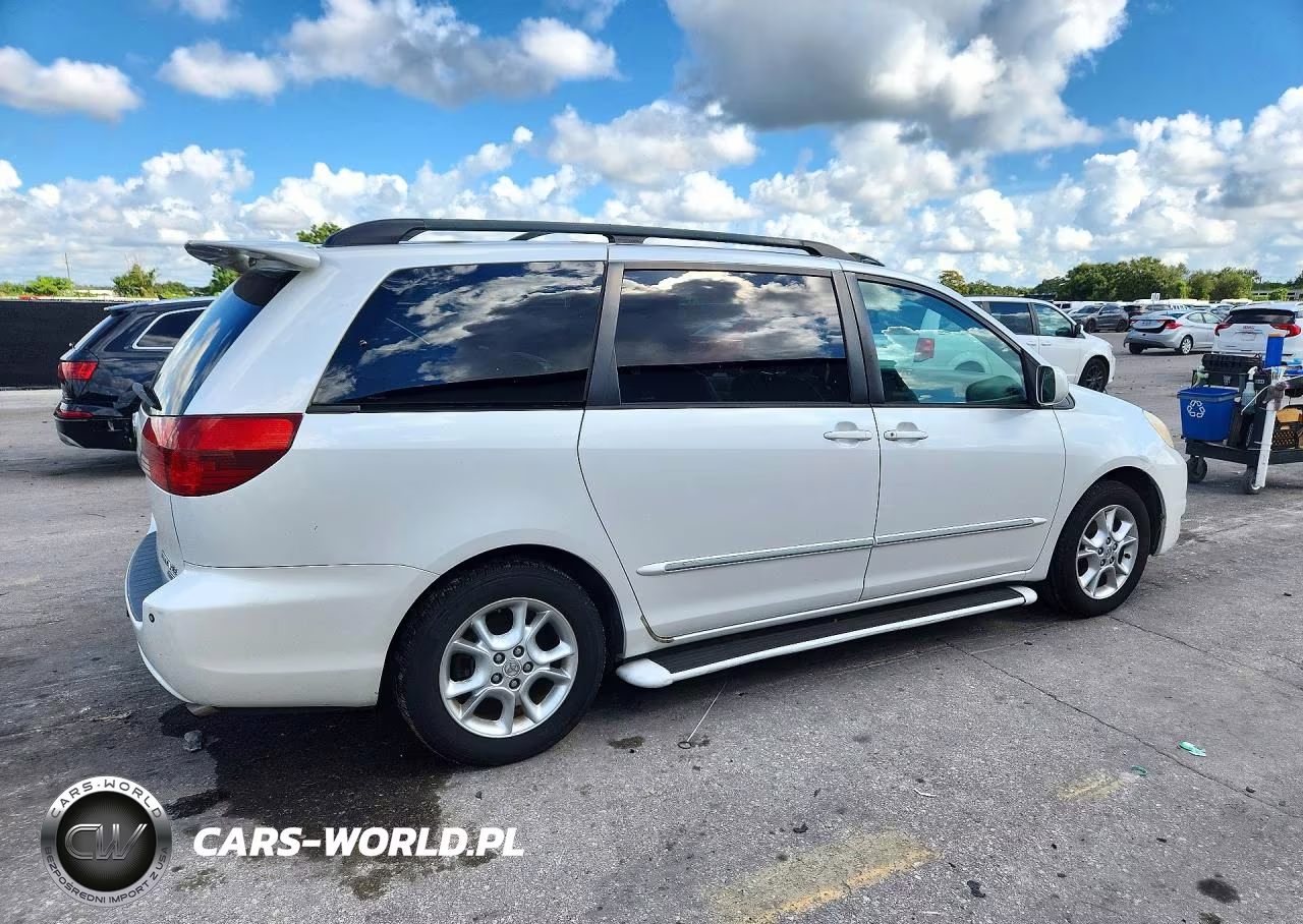 2004 Toyota Sienna Xle Limited 7 Passenger VIN:5TDZA22CX4S175527 - 3