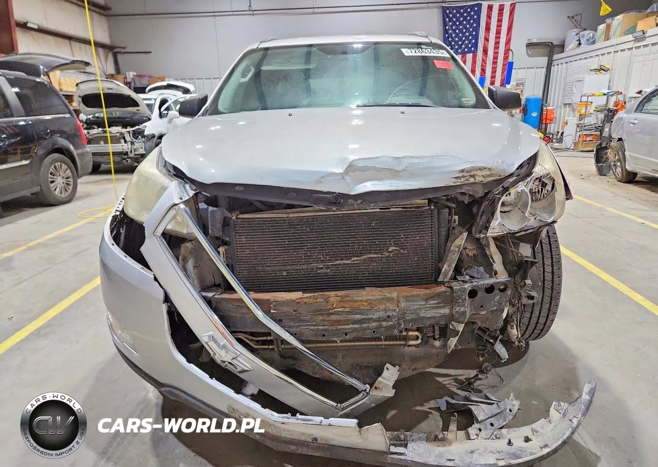 2011 Chevrolet Traverse Ls VIN:1GNKVEED0BJ123885 - 5