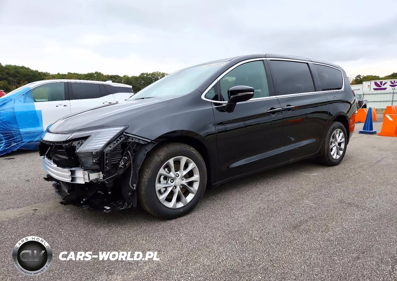 2027 Chrysler Pacifica Limited