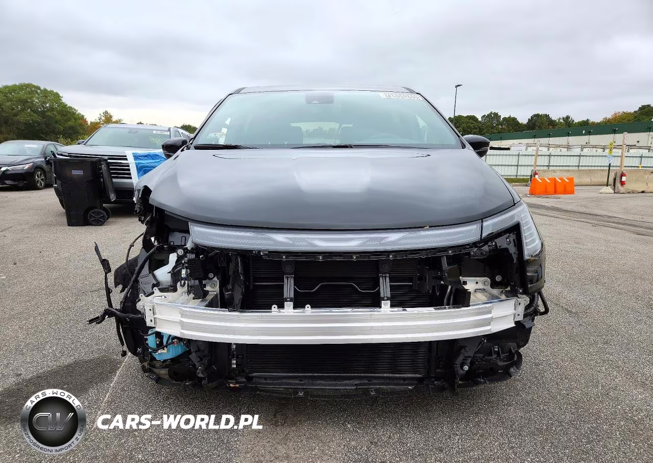 2027 Chrysler Pacifica Limited VIN:2C4RC1GG7VR608408 - 5