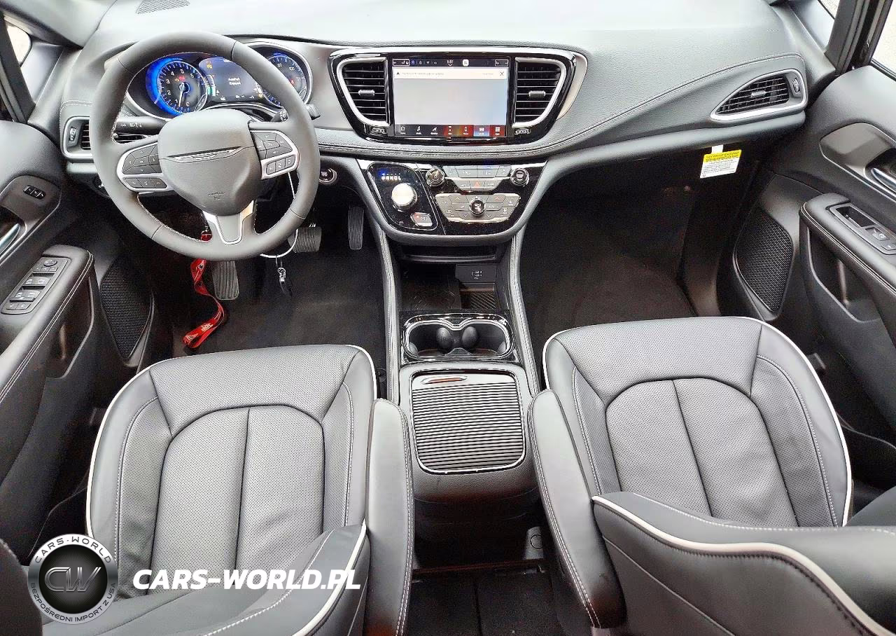 2027 Chrysler Pacifica Limited VIN:2C4RC1GG7VR608408 - 8