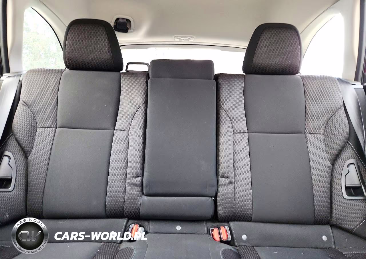 2025 Subaru Outback Premium VIN:4S4BTACCXS3121532 - 10