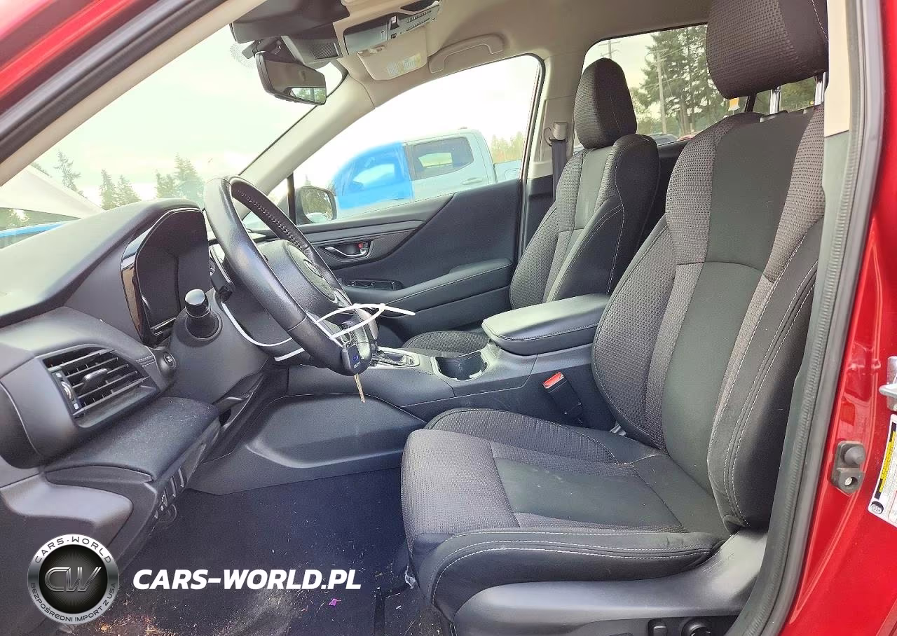2025 Subaru Outback Premium VIN:4S4BTACCXS3121532 - 7
