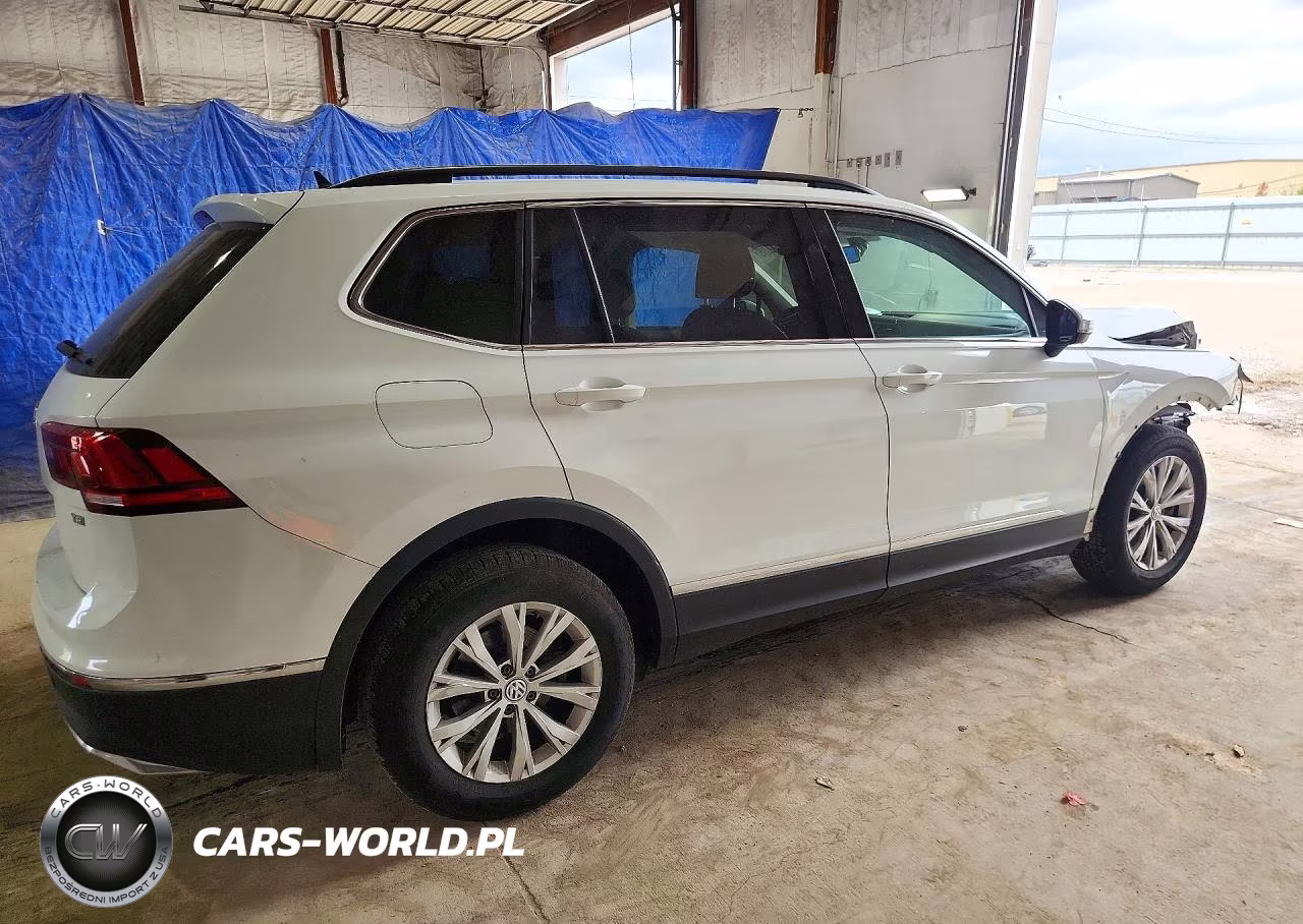 2018 Volkswagen Tiguan Se VIN:3VV3B7AX6JM096700 - 3