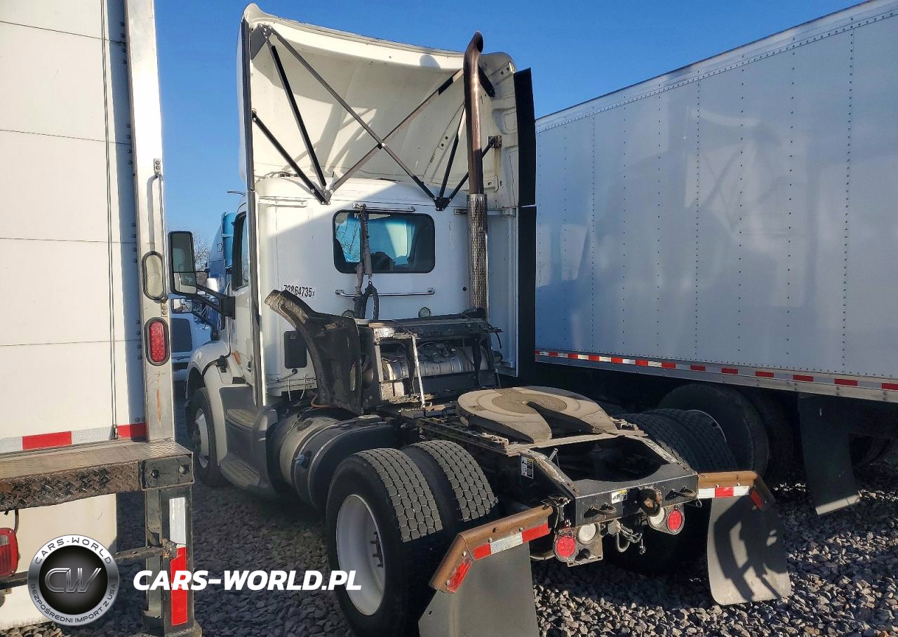 2017 Peterbilt 579 Semi Truck VIN:1XPBA48X5HD429006 - 3