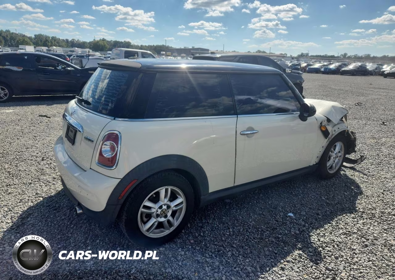 2013 Mini Cooper VIN:WMWSU3C54DT549031 - 3