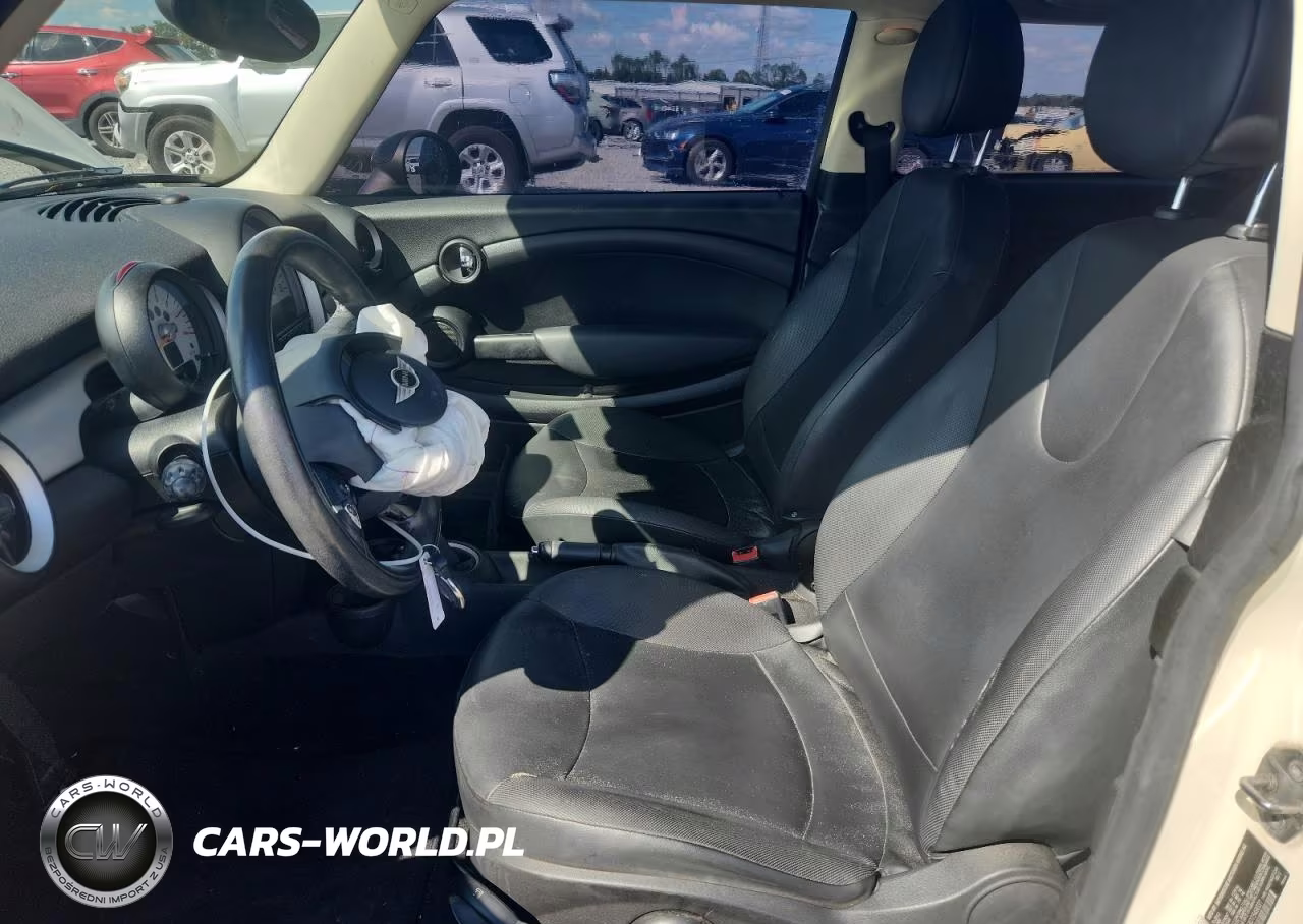 2013 Mini Cooper VIN:WMWSU3C54DT549031 - 7