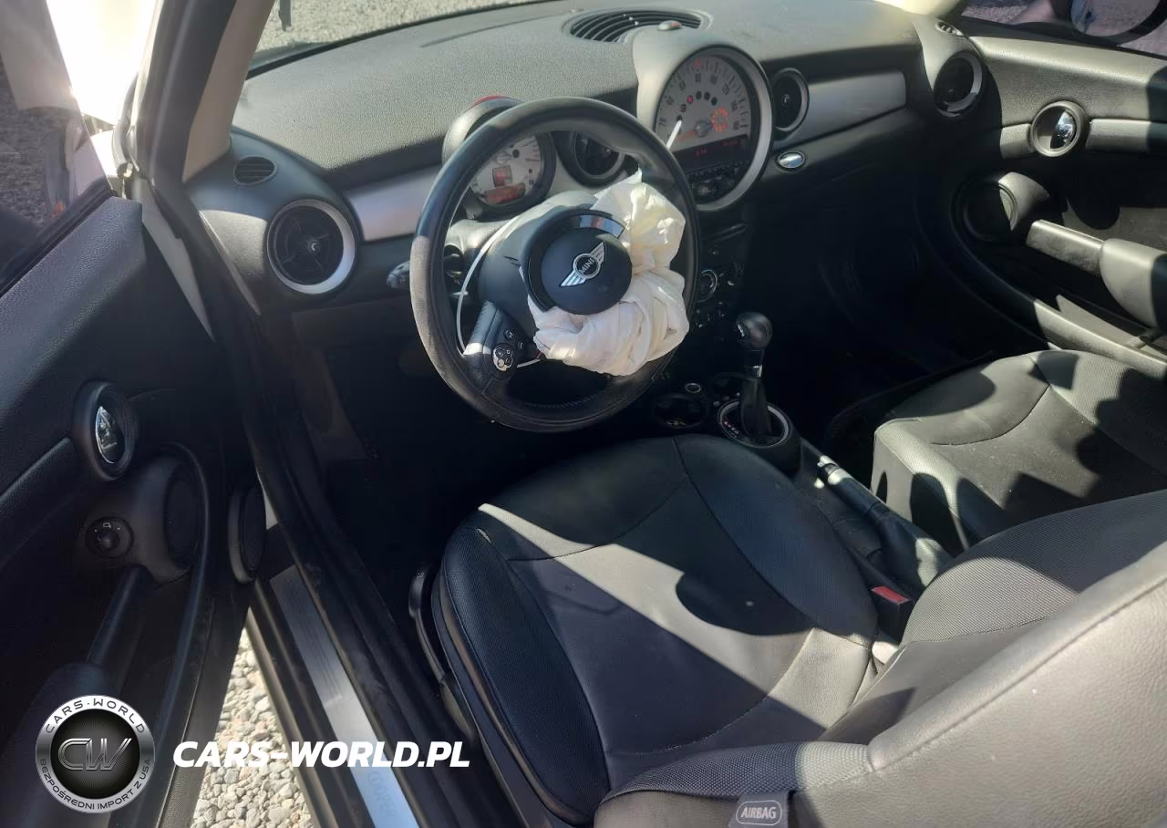 2013 Mini Cooper VIN:WMWSU3C54DT549031 - 8