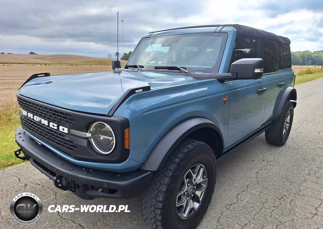 2023 Ford Bronco Base VIN:1FMEE5DP6PLB43762 - 2