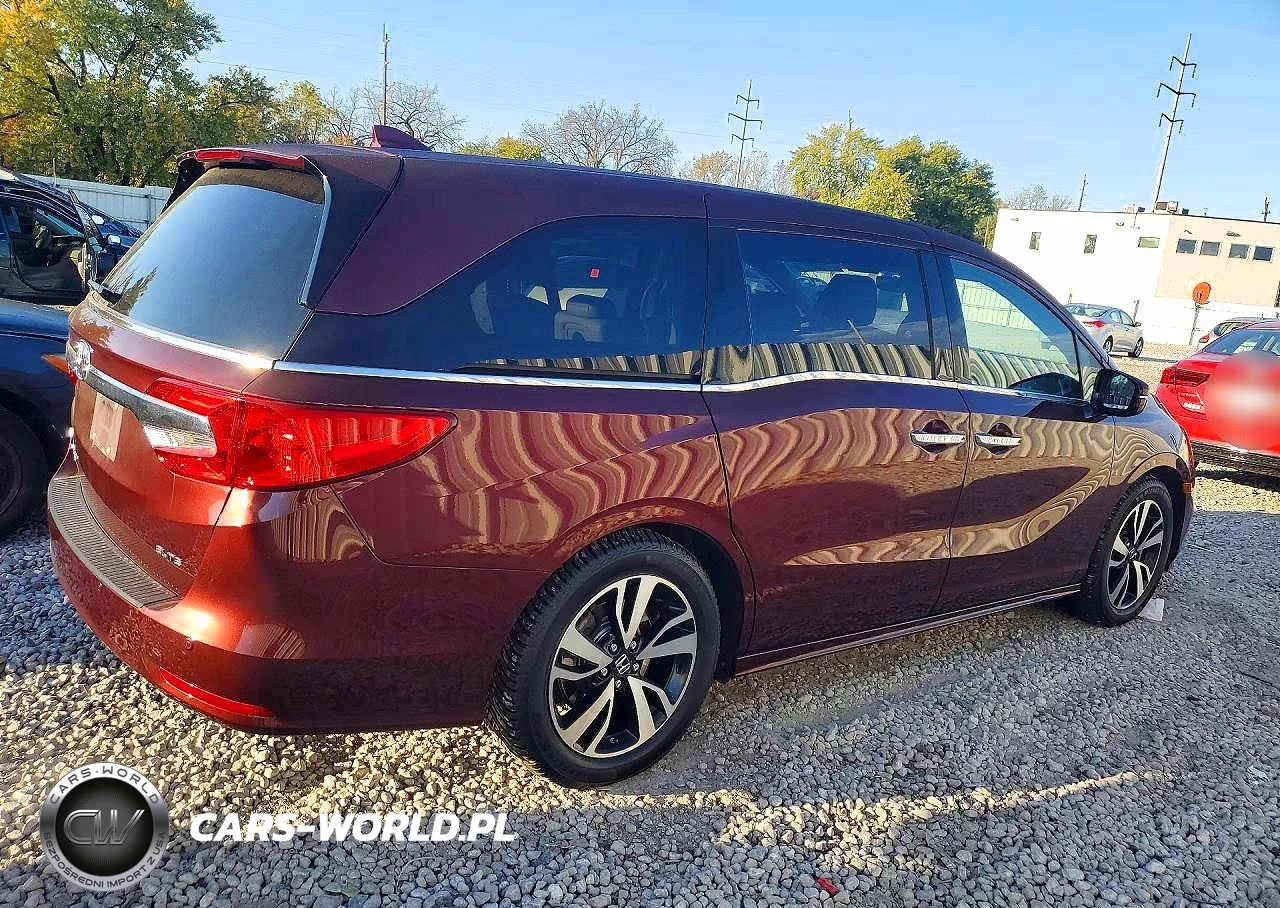 2019 Honda Odyssey Elite VIN:5FNRL6H91KB050365 - 3