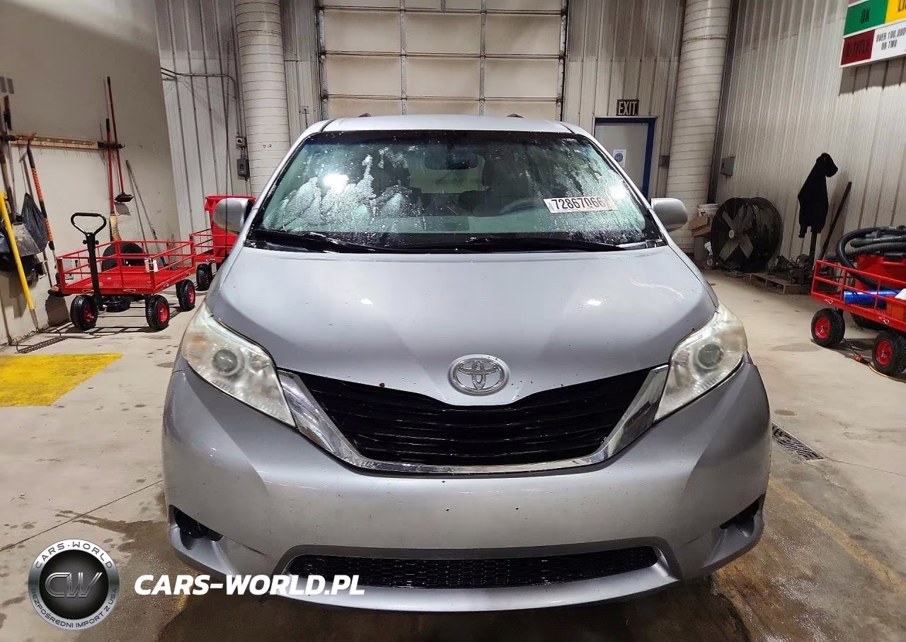 2012 Toyota Sienna Le VIN:5TDKK3DC0CS254883 - 5