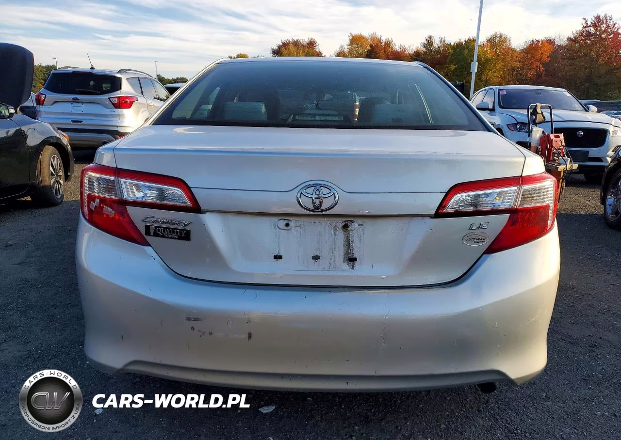 2014 Toyota Camry Le VIN:4T4BF1FK6ER371719 - 6