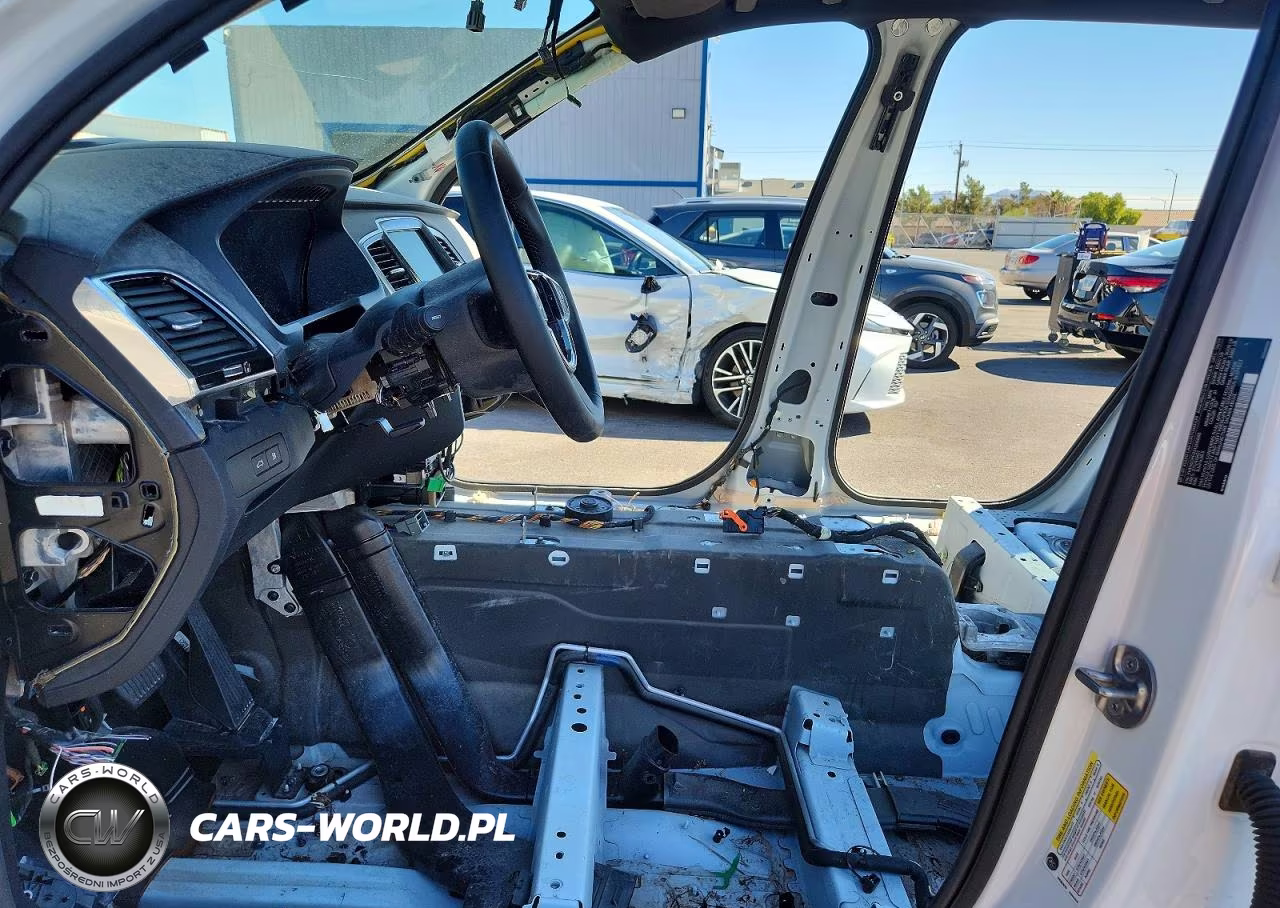 2025 Volvo Xc90 Ultra VIN:YV4H60PF0S1306668 - 7