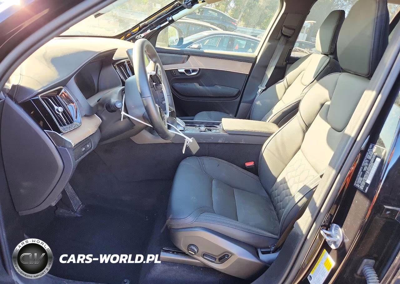2025 Volvo Xc90 Plus VIN:YV4H60PBXS1375400 - 7