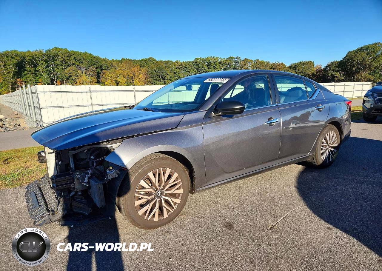 2025 Nissan Altima Sv – zdjęcie 1 z 12